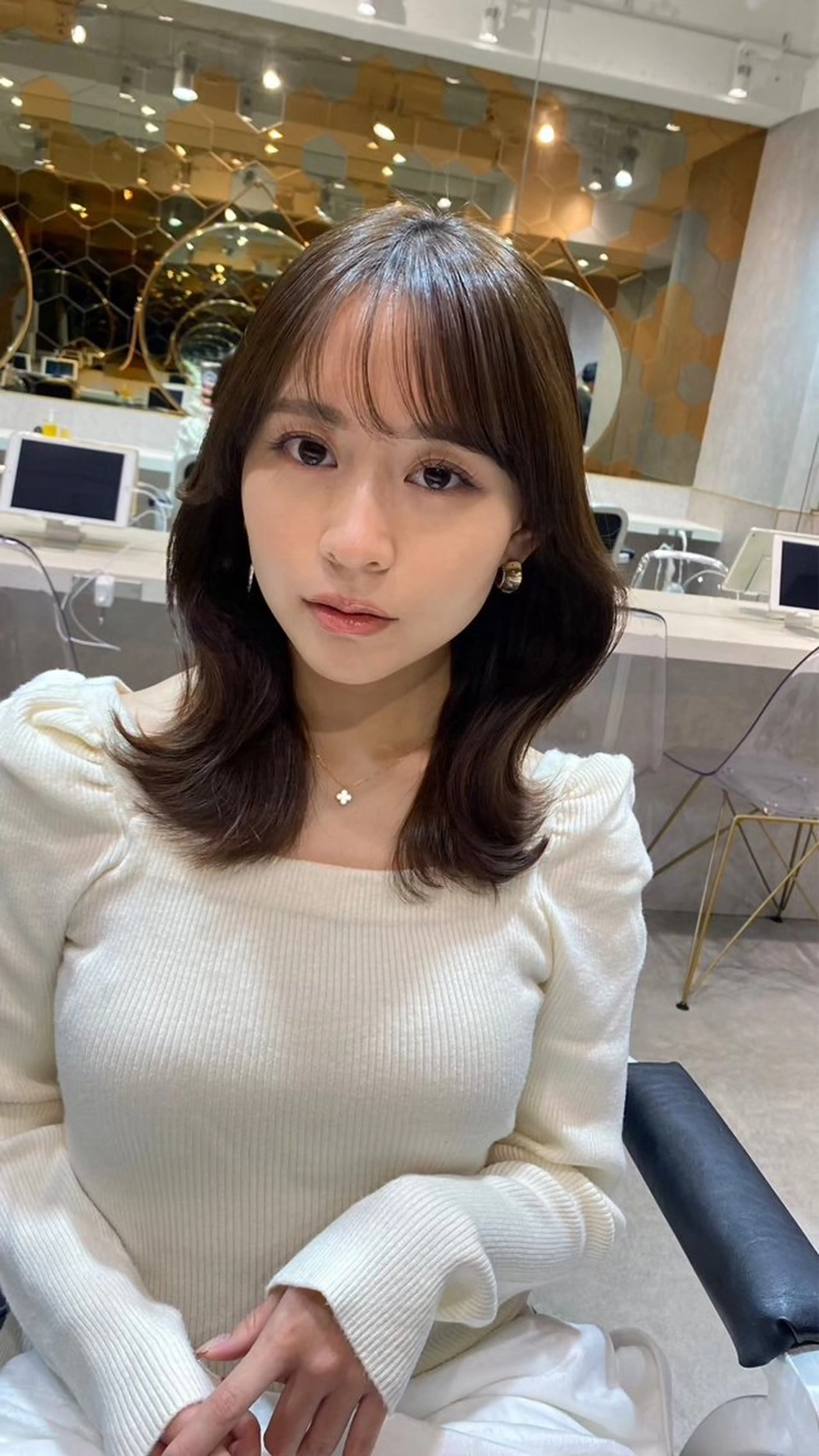 セミロング カット トリートメント 新宿/小顔レイヤー/ 顔まわり/西慶太朗のヘアスタイル