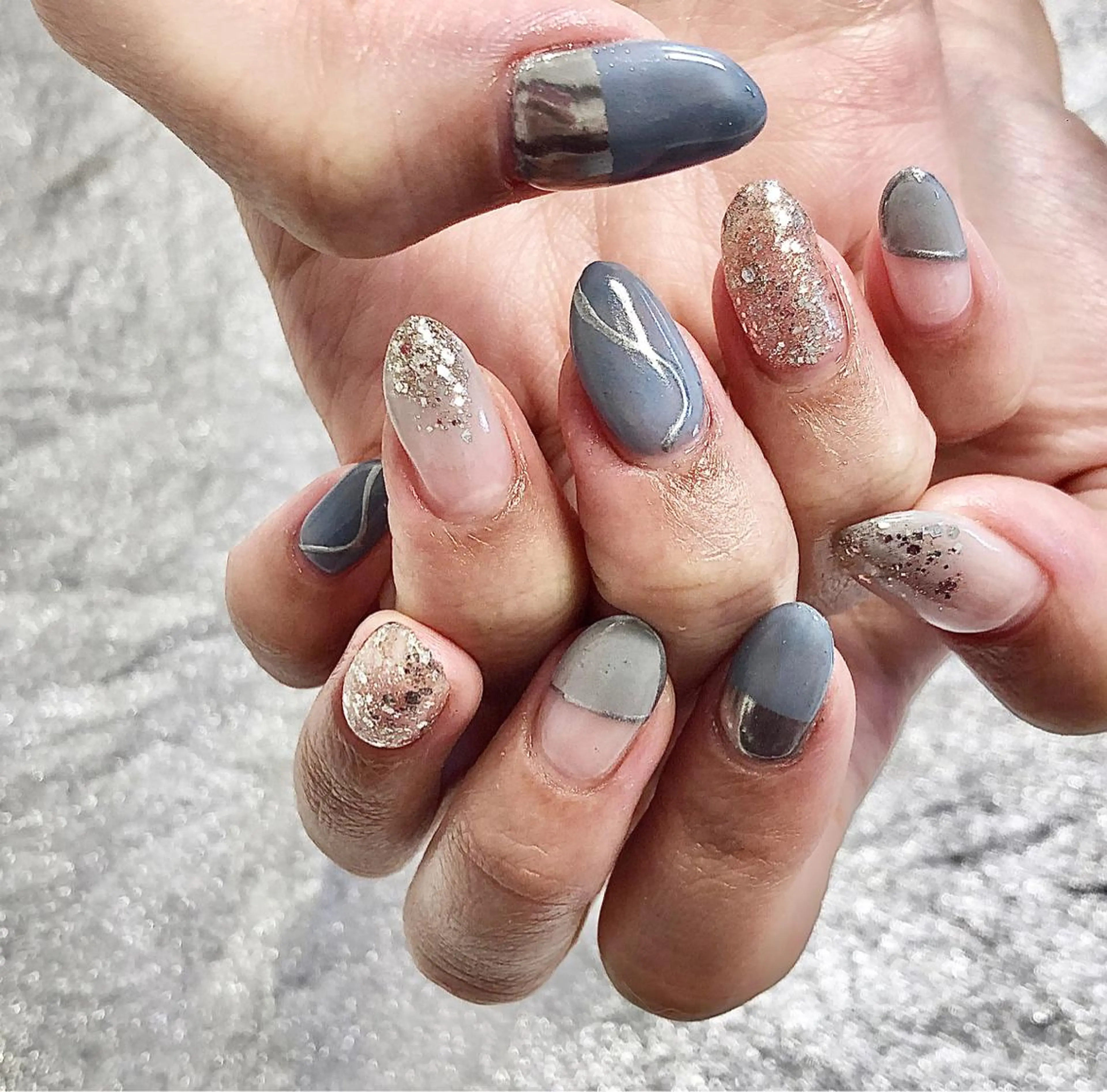 ネイル ulu beautysalon所属・ulu 渋谷 表参道 Yukiの眉毛・アイブロウイメージ