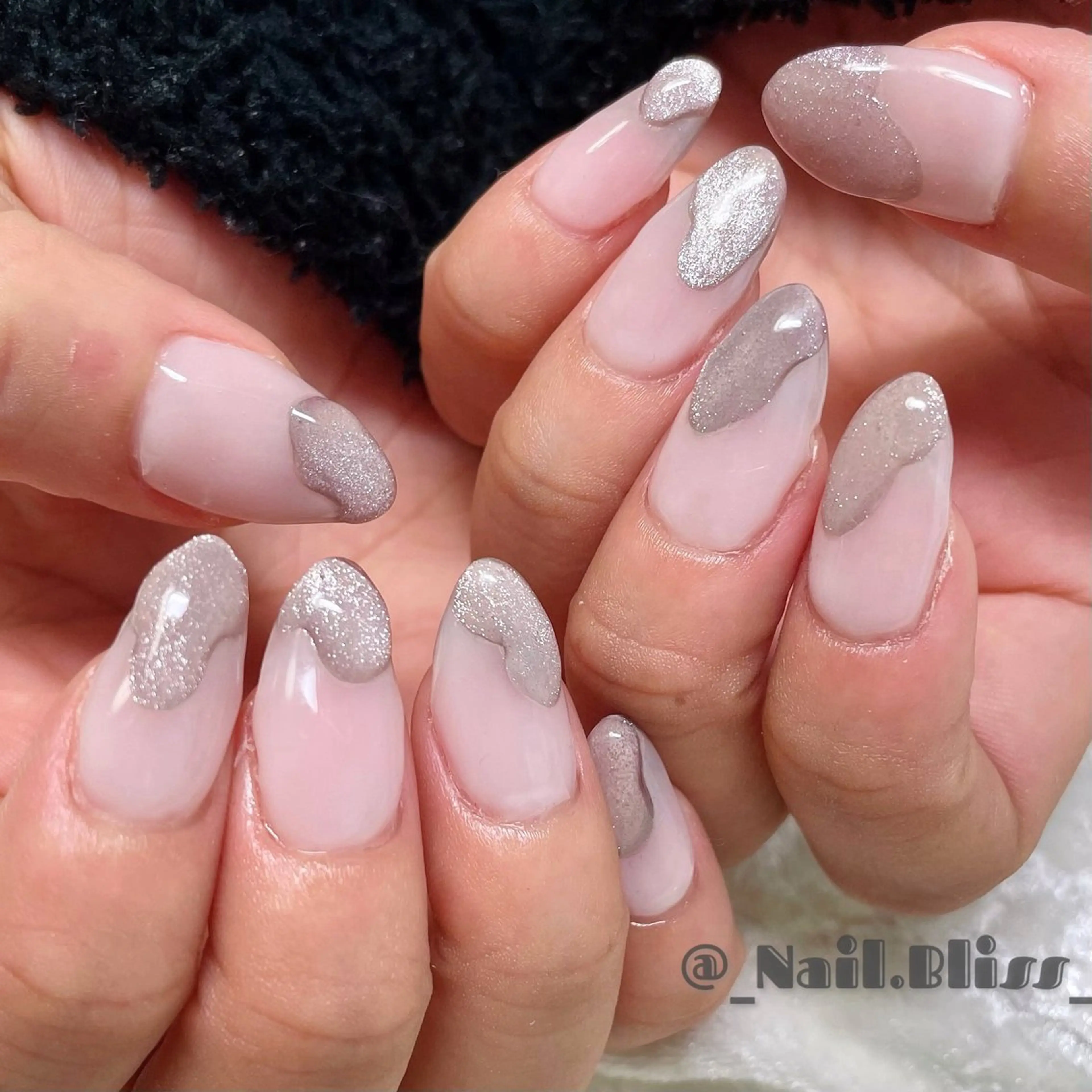 ネイル 氷ネイル・うるうるネイル マグネットネイル ぷっくりネイル ハンドネイル NAIL BLISSのネイルデザイン