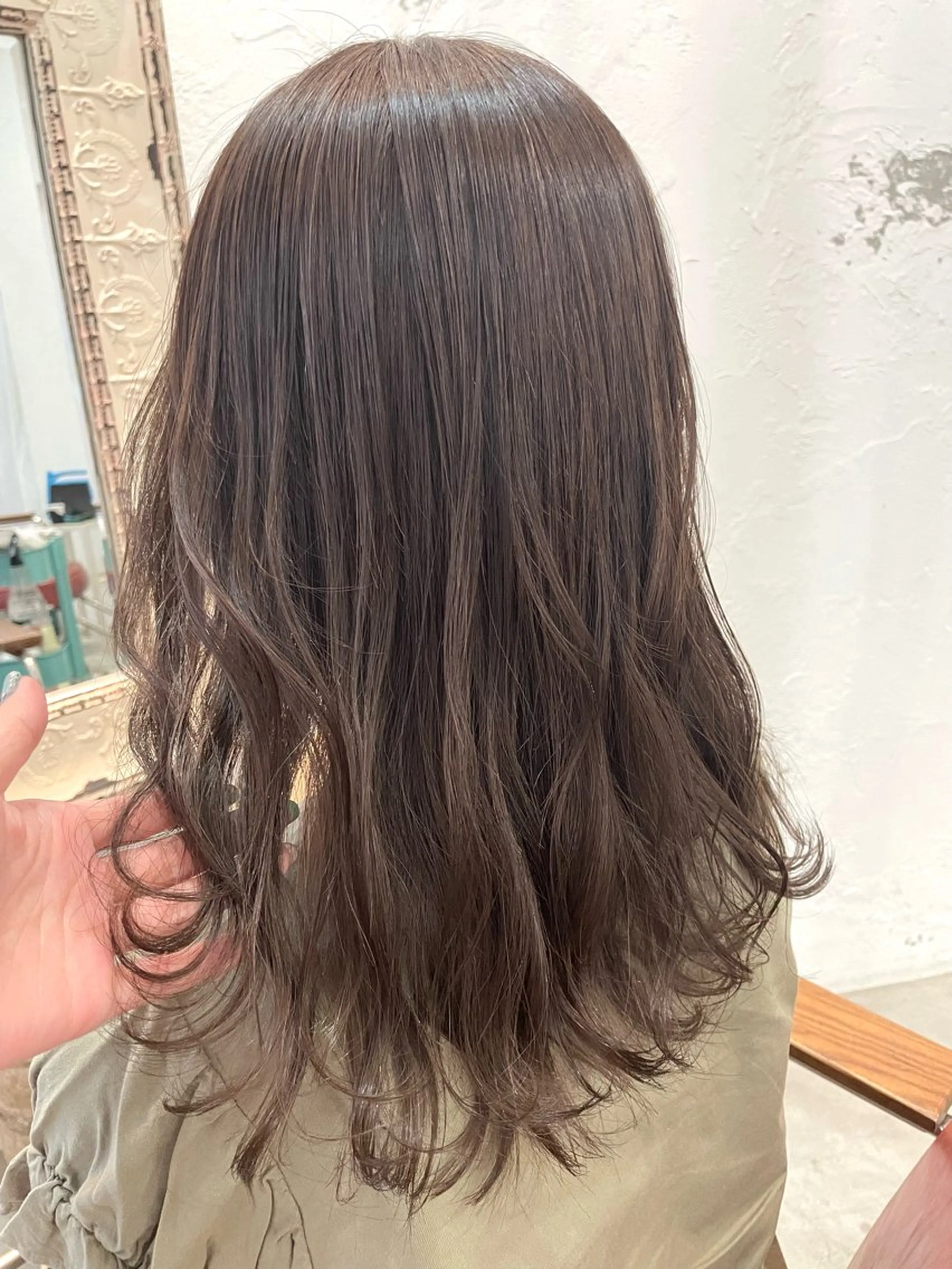 セミロング カラー イルミナカラー カット ヘアカラー fio マナミのヘアスタイル