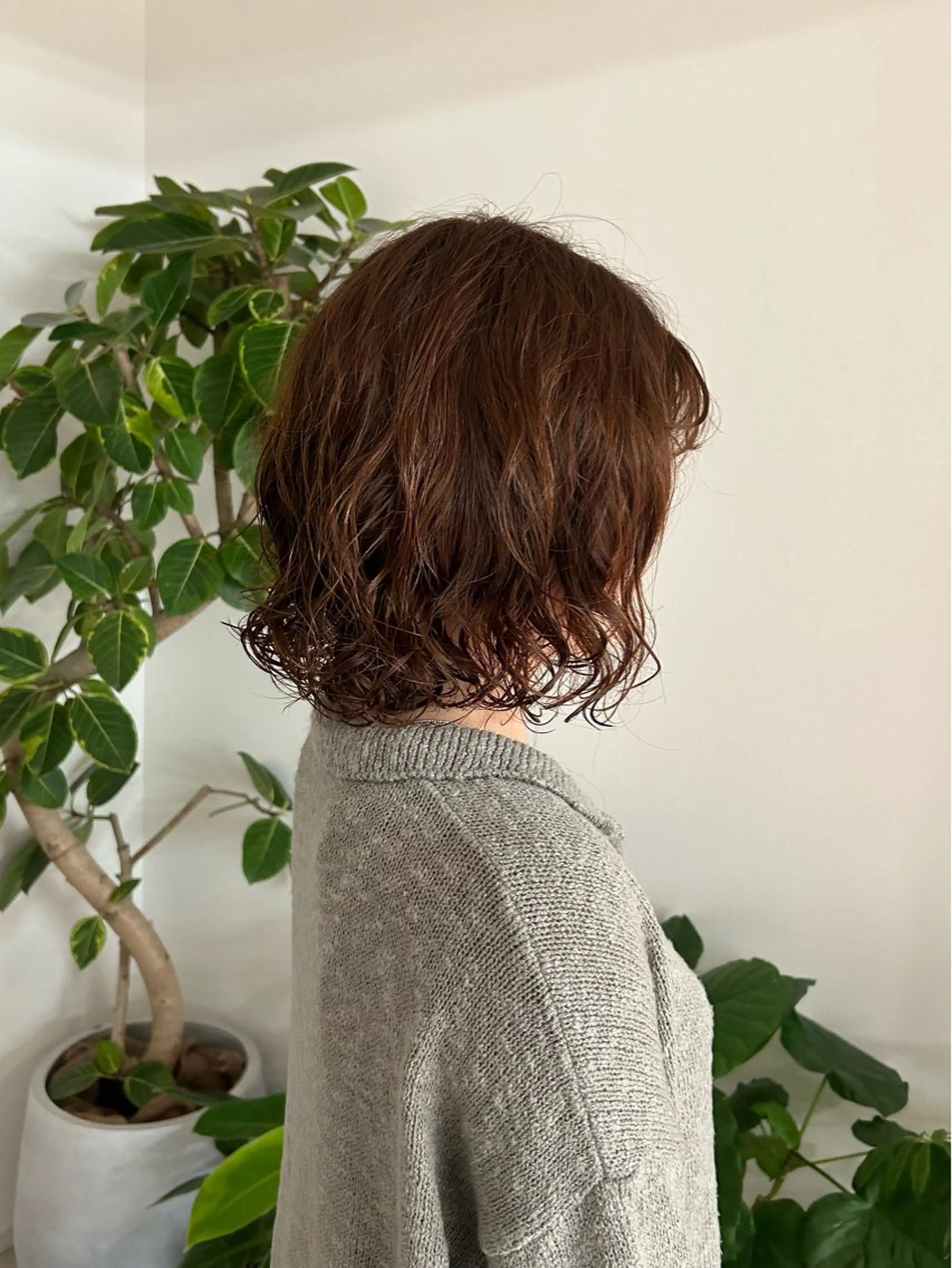 ショート FILMS haru 暖色/ぱつっとbobのヘアスタイル