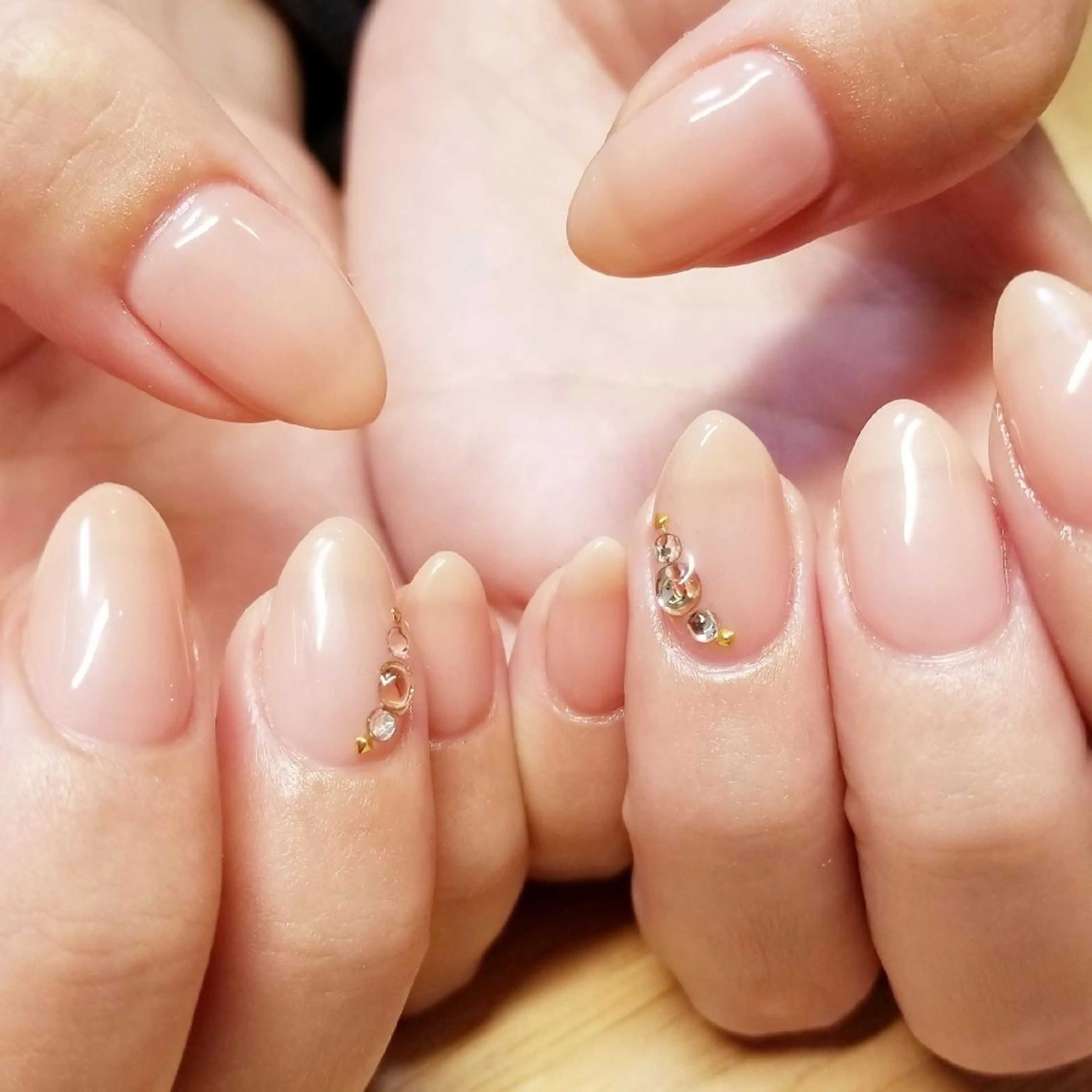 ネイル ワンカラーネイル ストーンネイル L'instant  Nail Artzのネイルデザイン