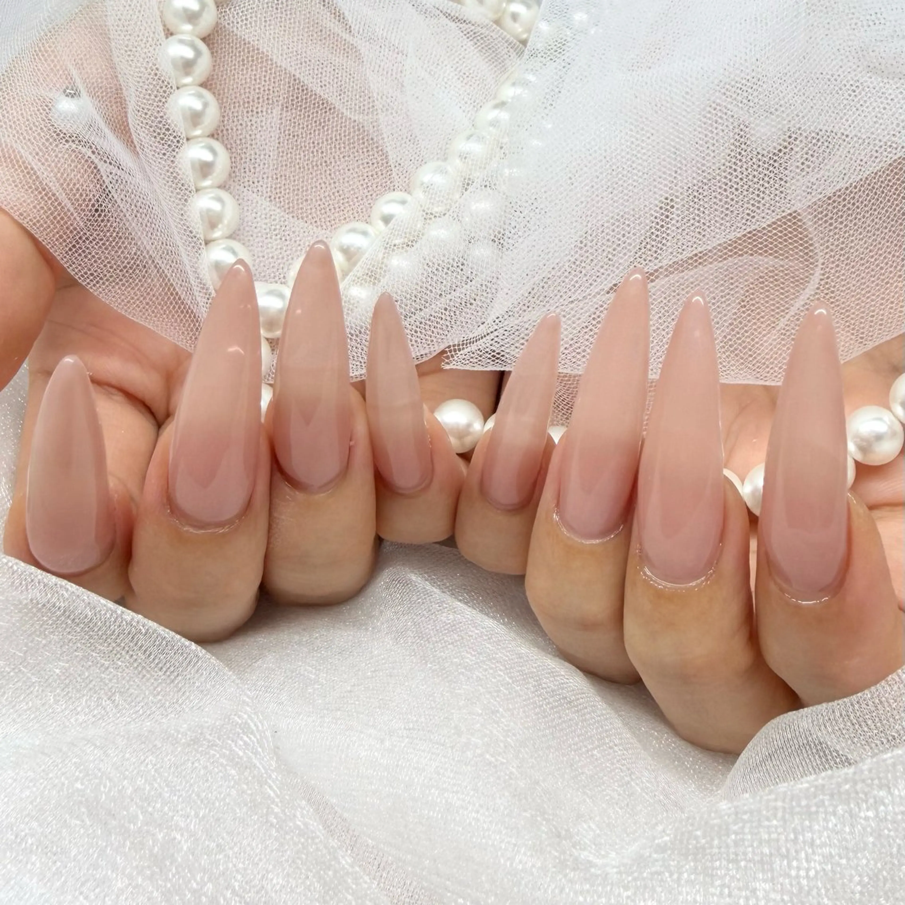 ネイル ワンカラーネイル ハンドネイル Nailsalon MeMe YUMIのネイルデザイン