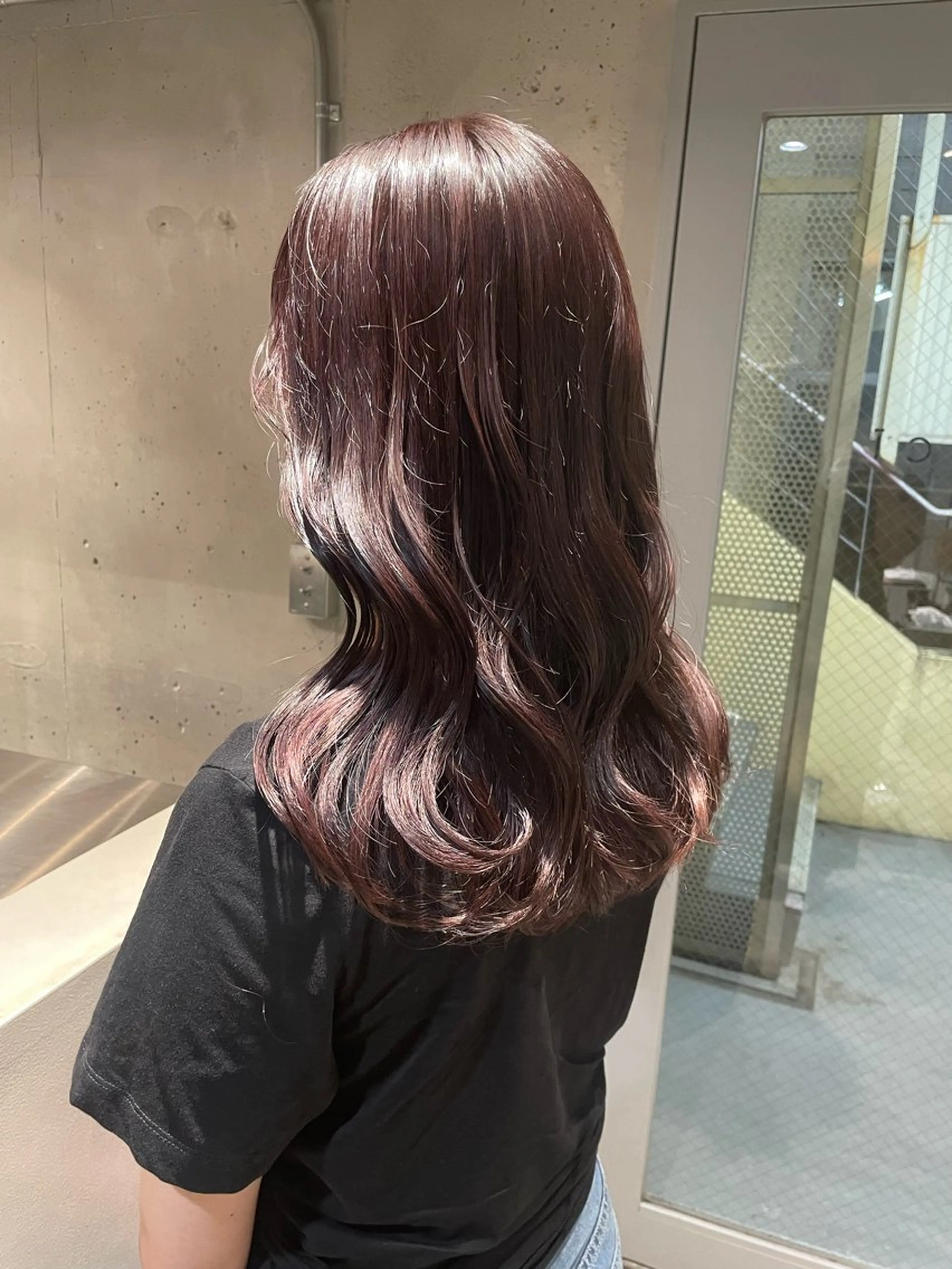 ロング 伊藤 愛里のヘアスタイル