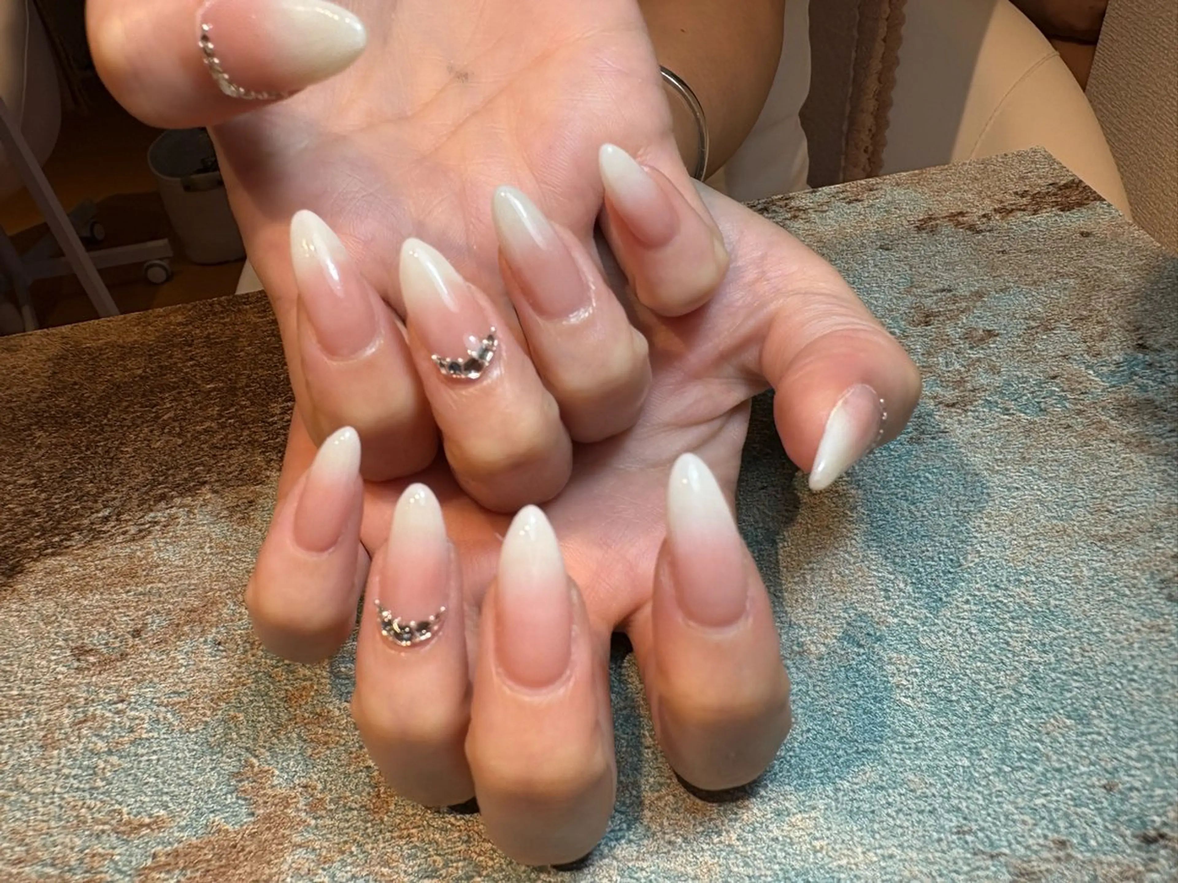 ネイル ハンドネイル Brodia nailsのネイルデザイン