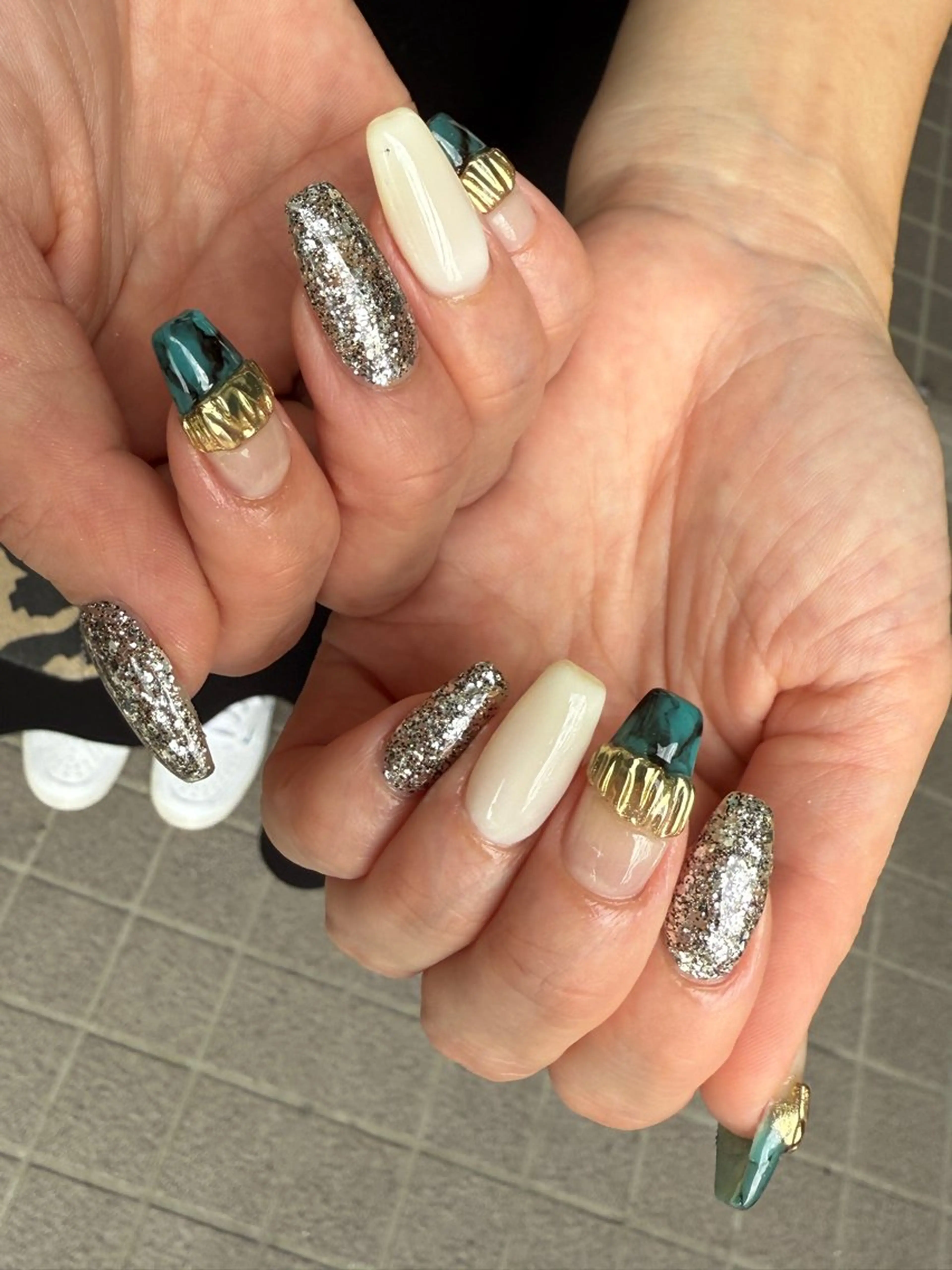 ネイル lit moon🌙 ayakaのネイルデザイン