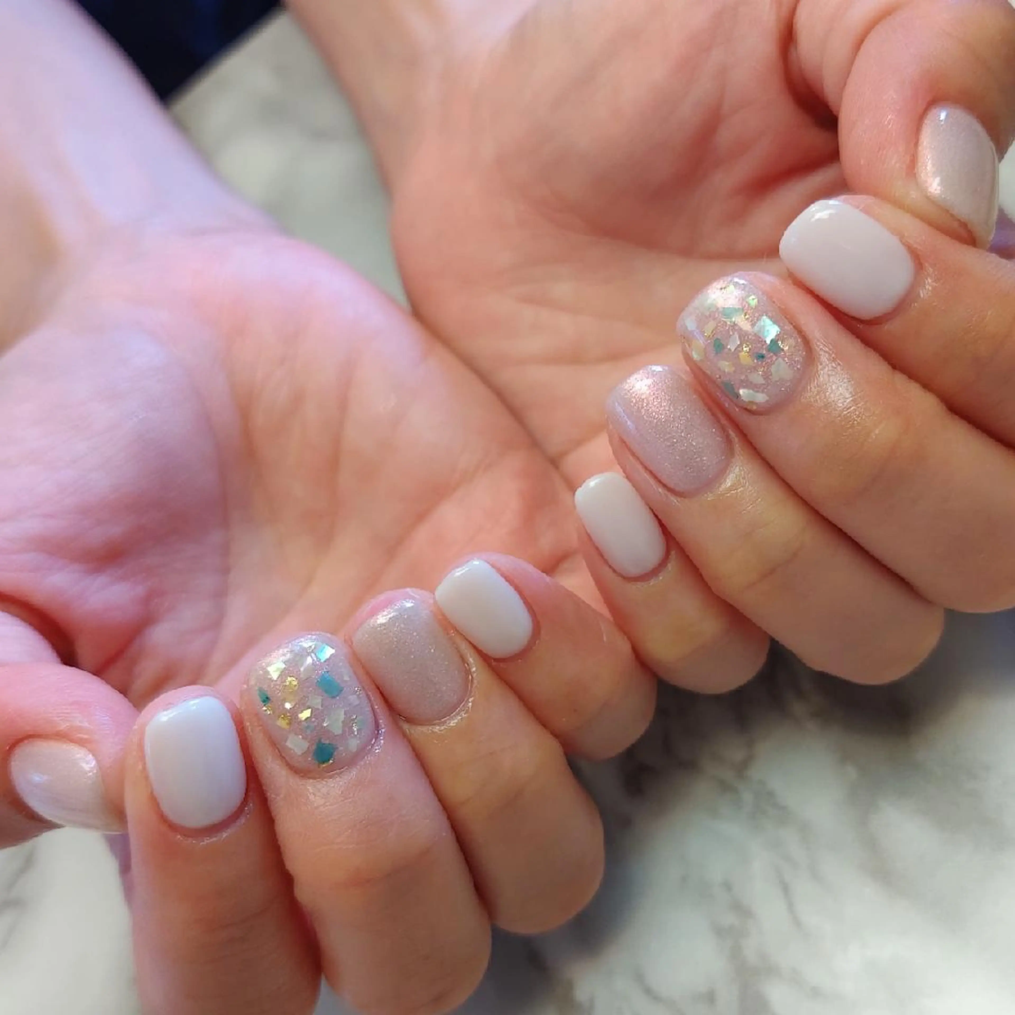 ネイル ジェヌインネイル 河内のネイルデザイン