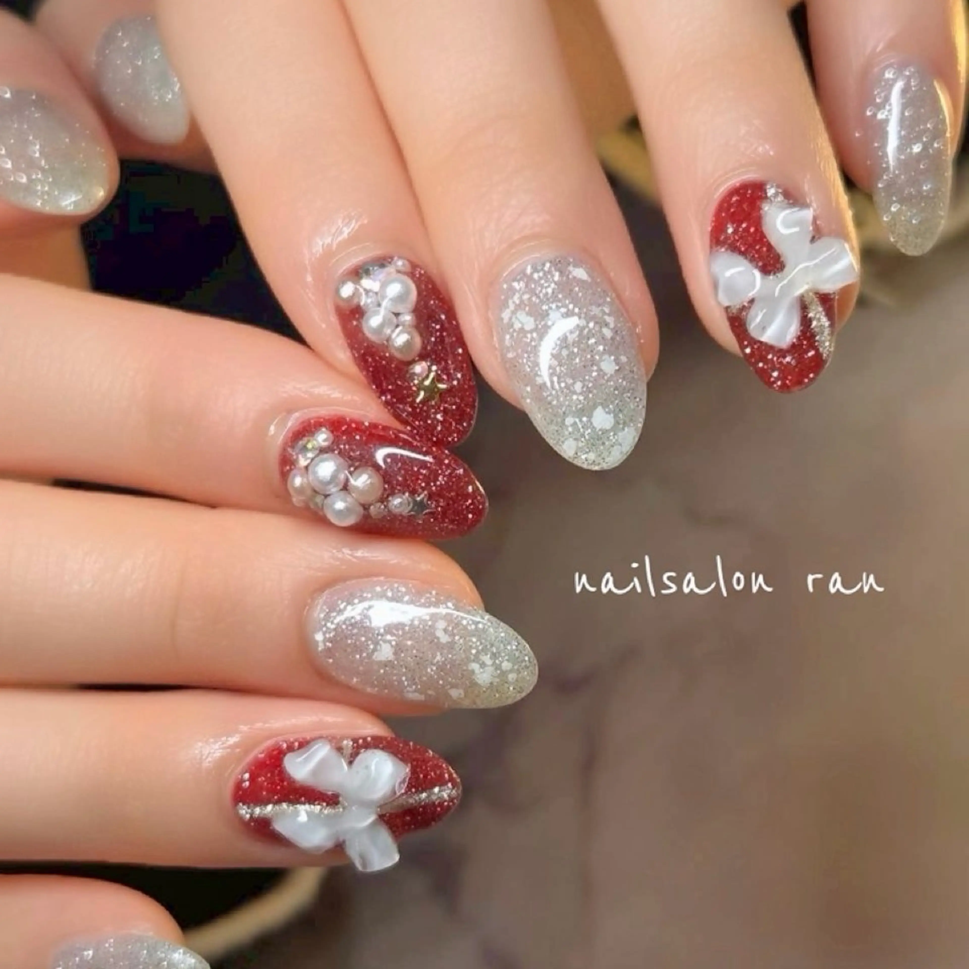 ネイル キラキラネイル 冬ネイル クリスマス nailsalon ranのネイルデザイン