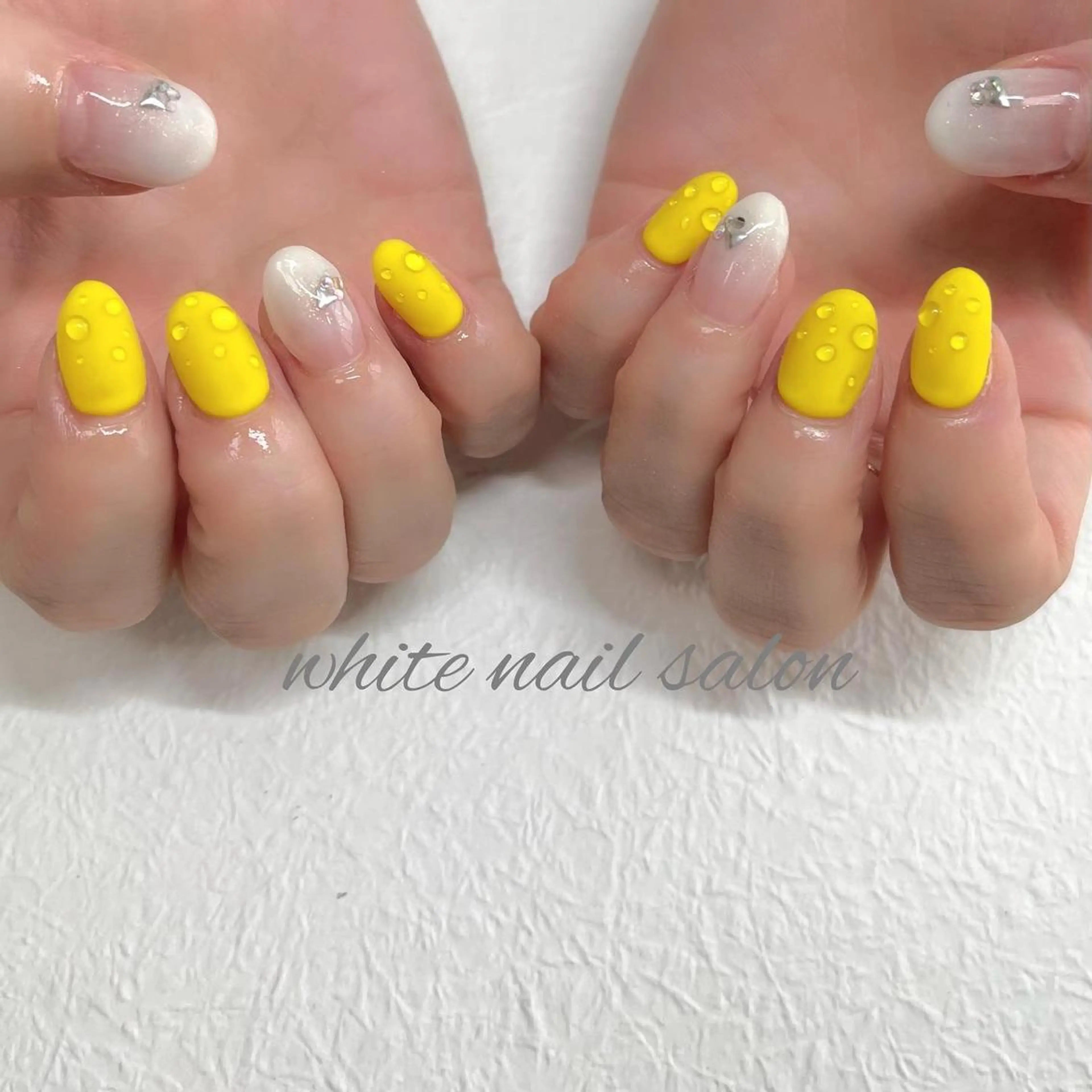 ネイル フットネイル ジェルネイル ハードジェル ラメ(グリッター) 持ち込み ハンドネイル white nail salonのネイルデザイン