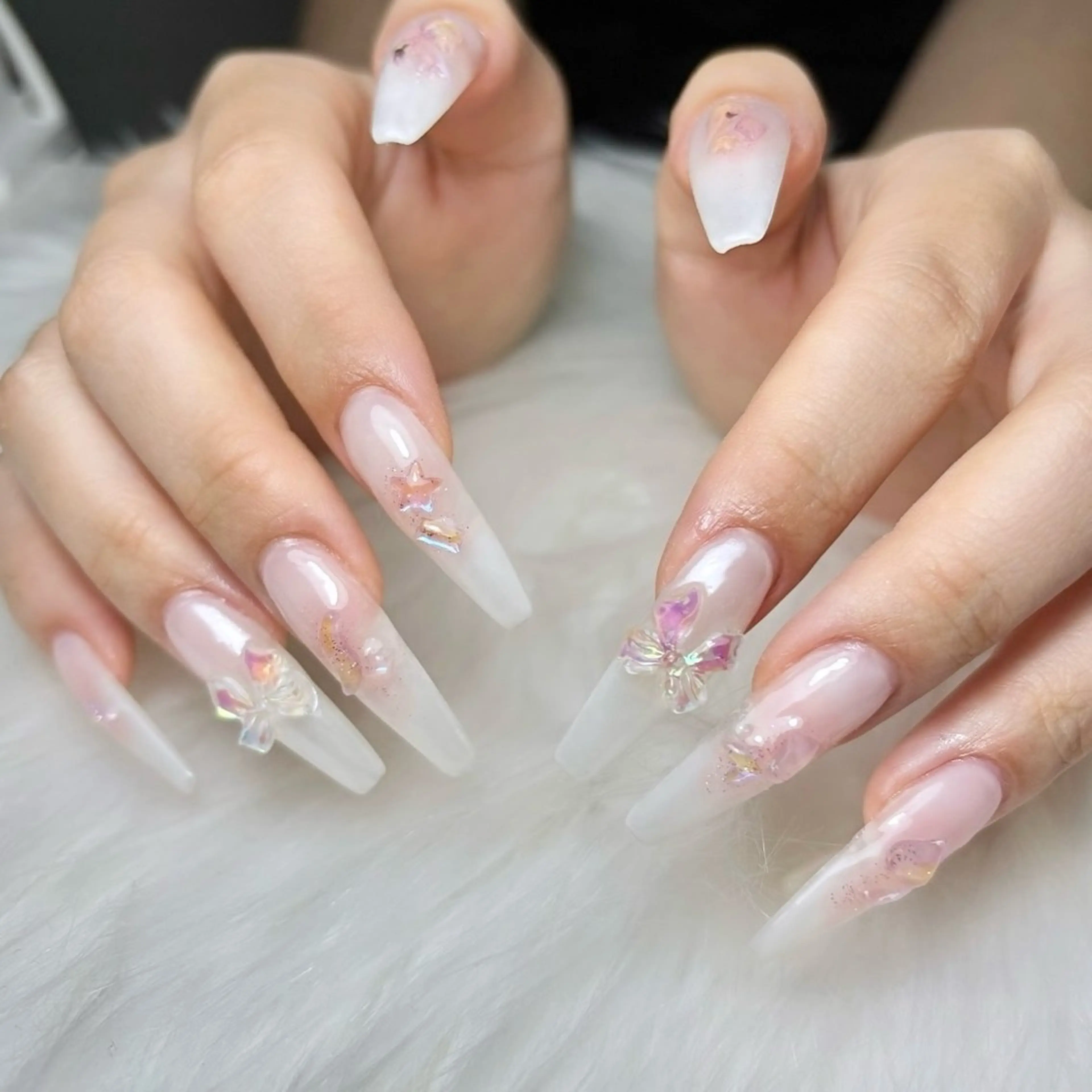 ネイル SIRIUS Mikaのネイルデザイン