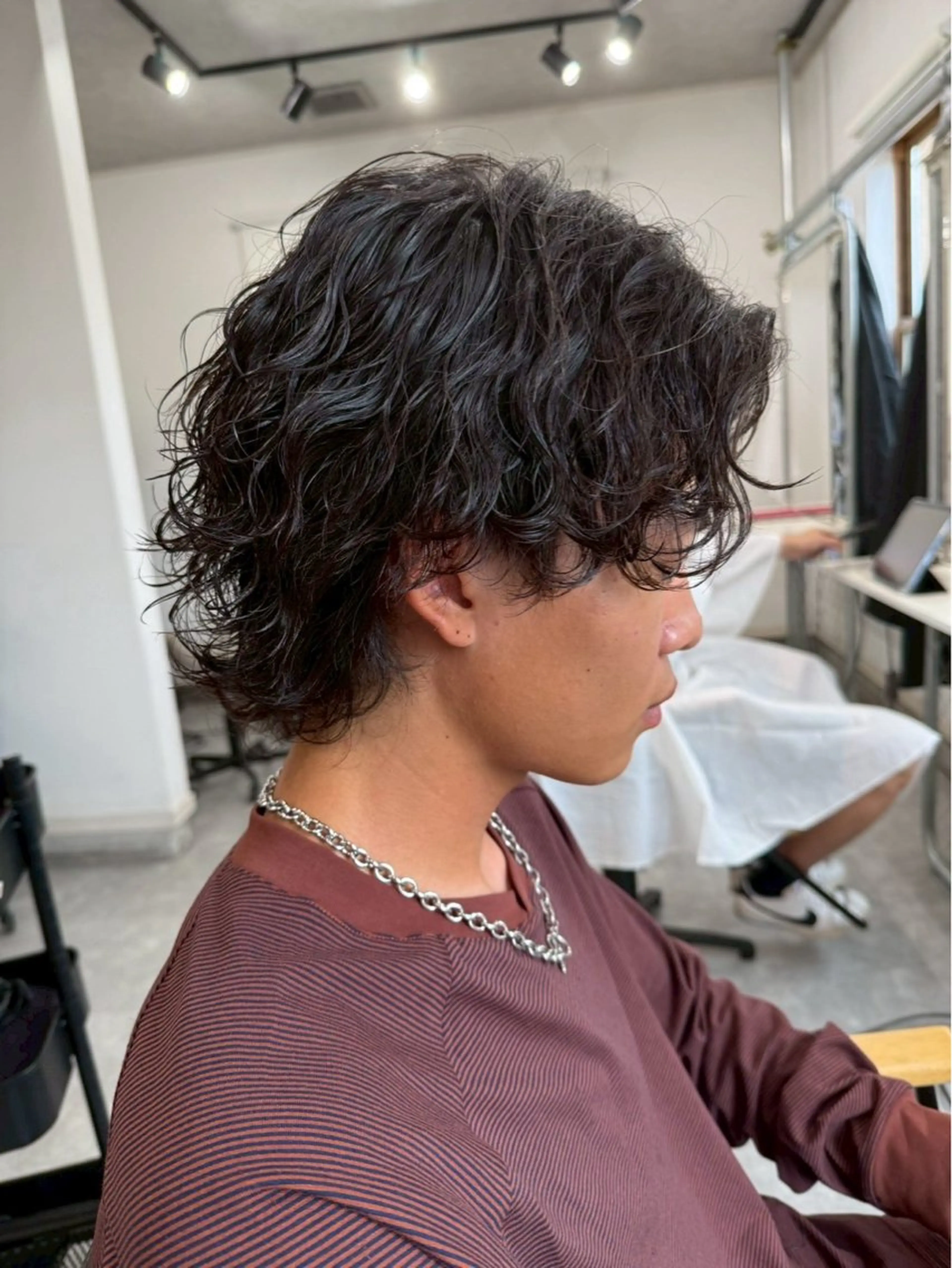 パーマ メンズ センターパート フェードカット マッシュ メンズパーマ スペインカール 宮下 遼太のヘアスタイル