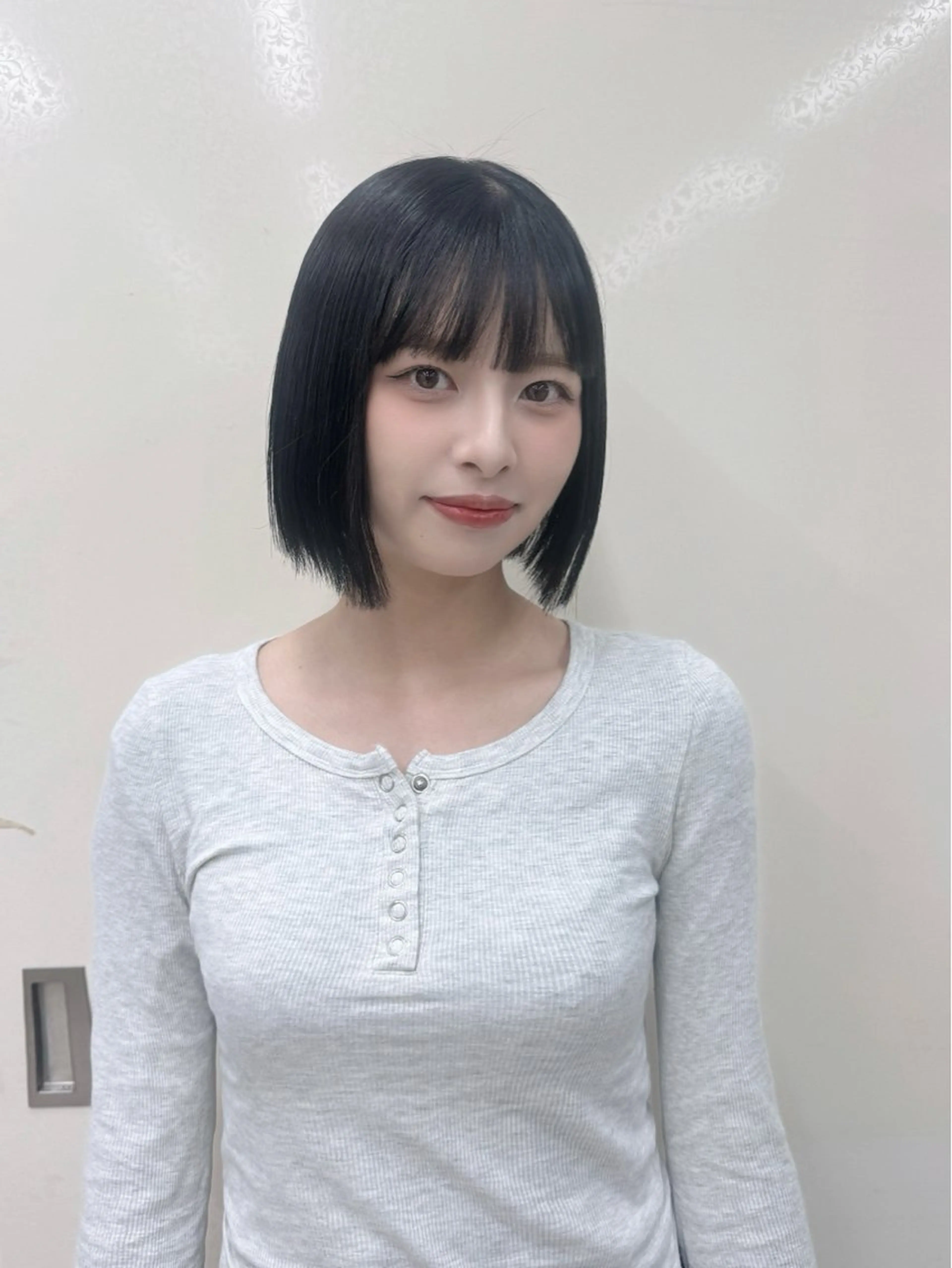 ショート カット ヘアカラー つや髪ᰔᩚ暖色 カラーYui🩰のヘアスタイル