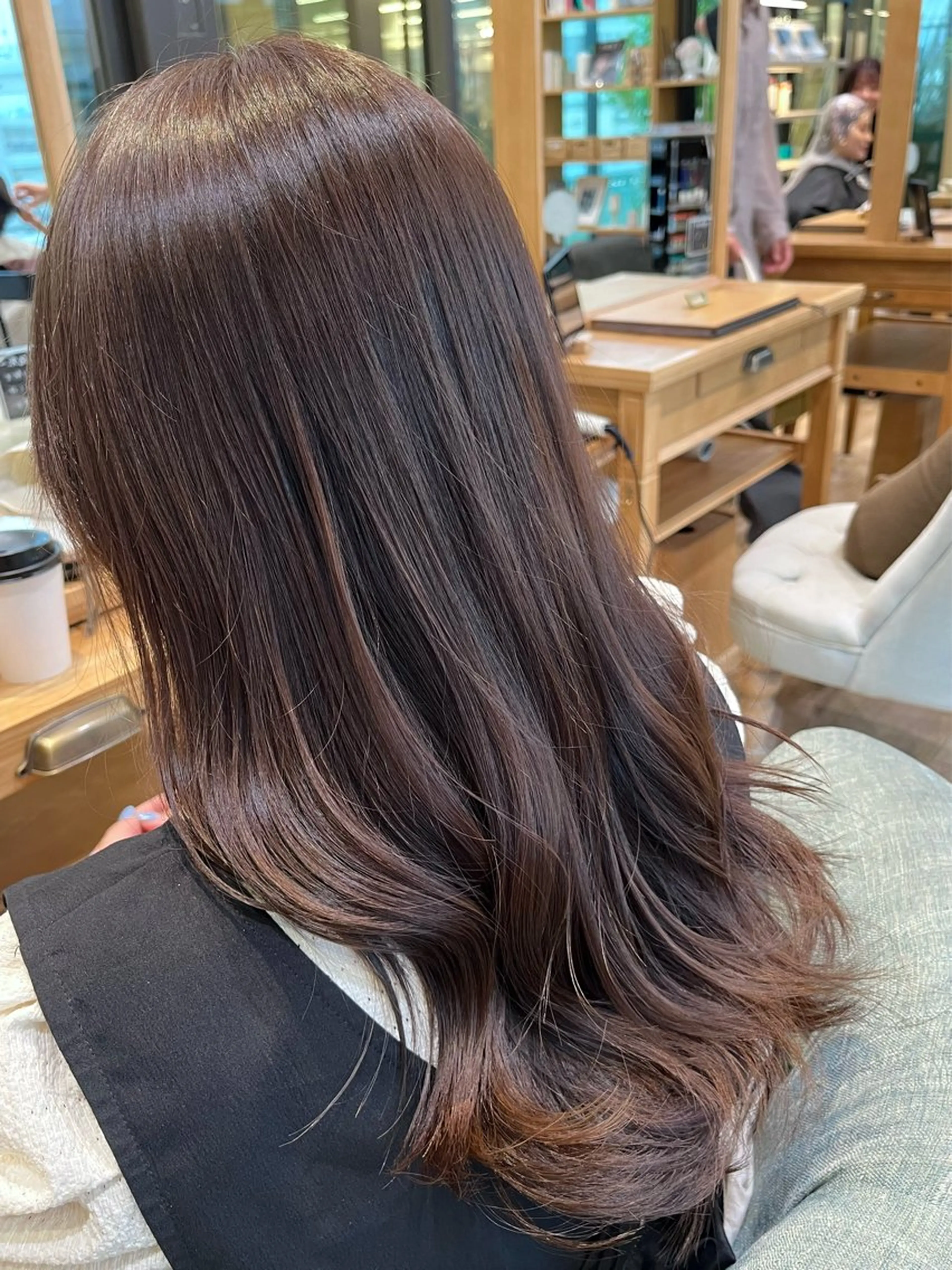 カラー ベージュカラー 透明感カラー グレージュ カット ヘアカラー トリートメント タッセルボブ/韓国 レイヤー/髪質改善のヘアスタイル