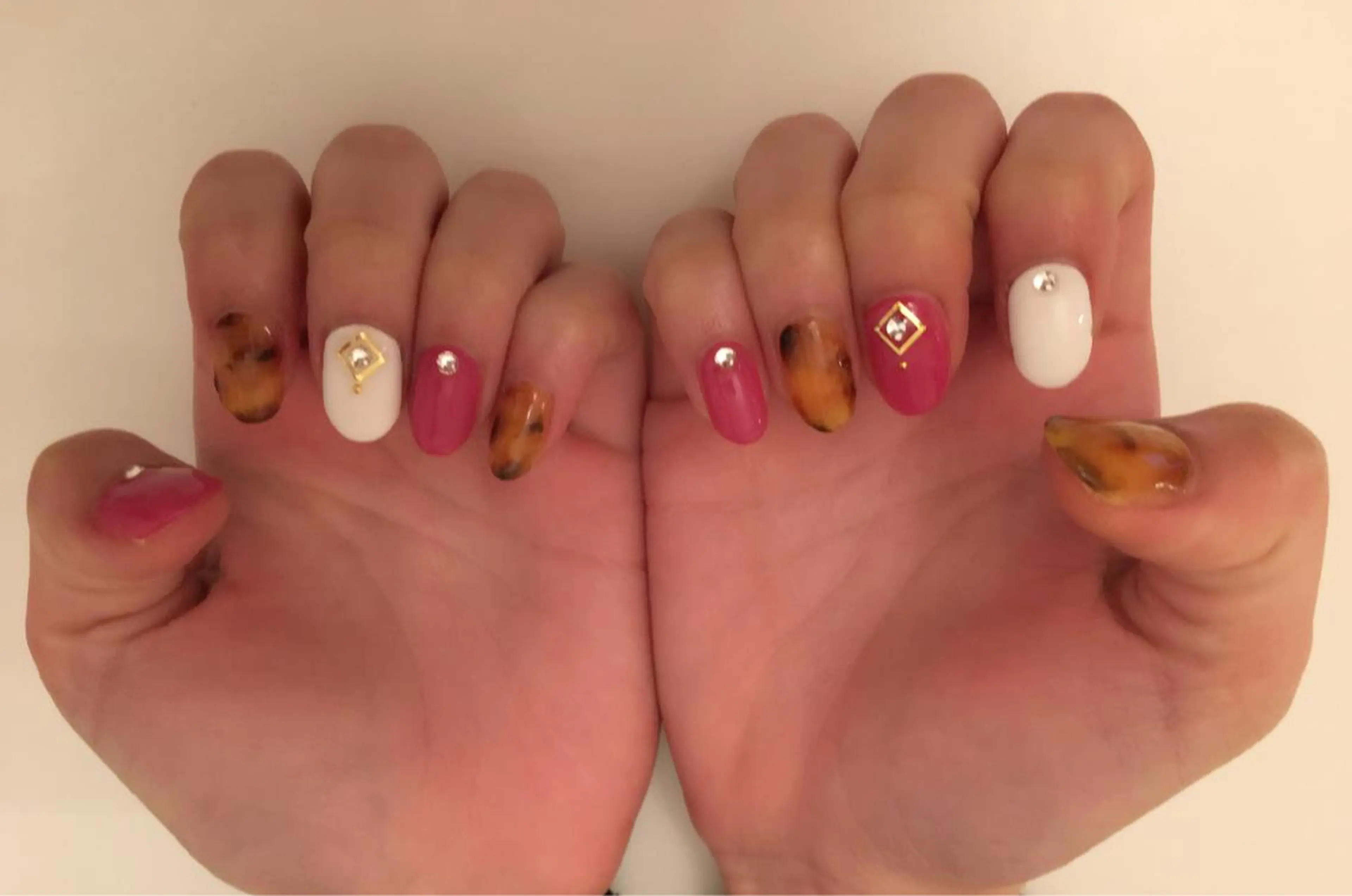 ネイル Elio 国泰寺のネイルデザイン