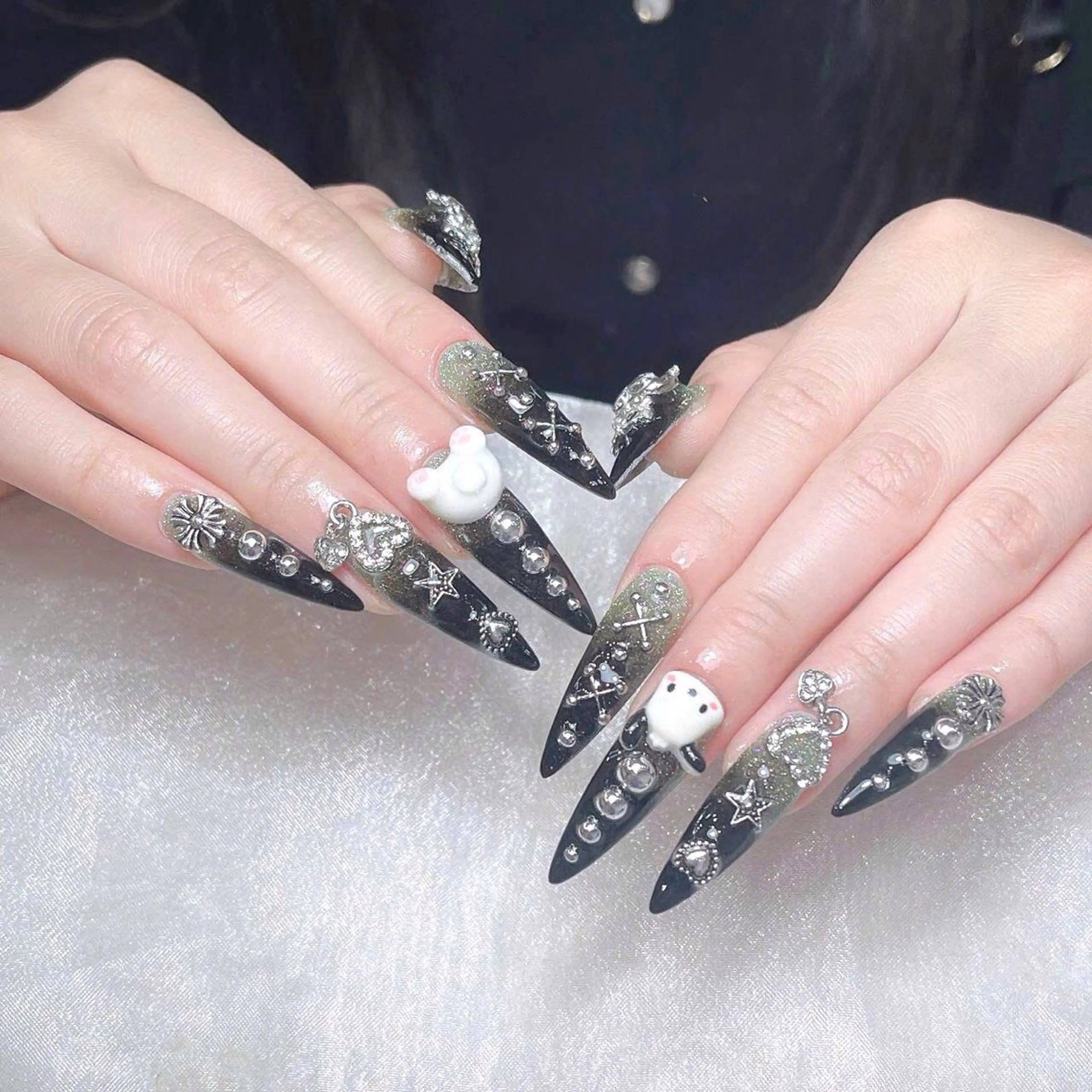 ネイル オーロラネイル ボルドー ブラウン 氷ネイル・うるうるネイル キラキラネイル ハンドネイル Sora  Nail 長さ出し専門店のネイルデザイン