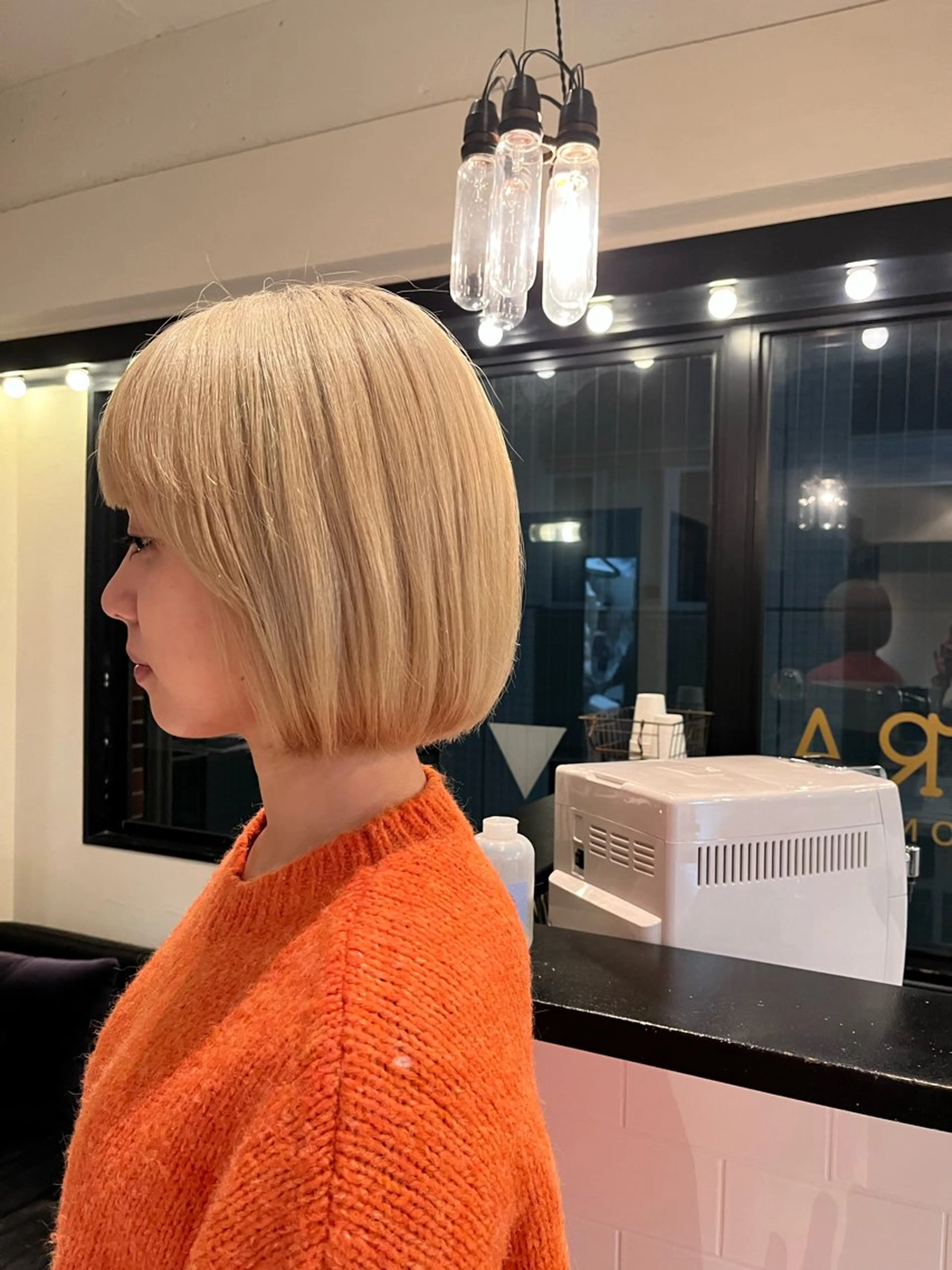 ショート ボブ 小顔カット カット トリートメント ヘッドスパ 井手 咲乃のヘアスタイル