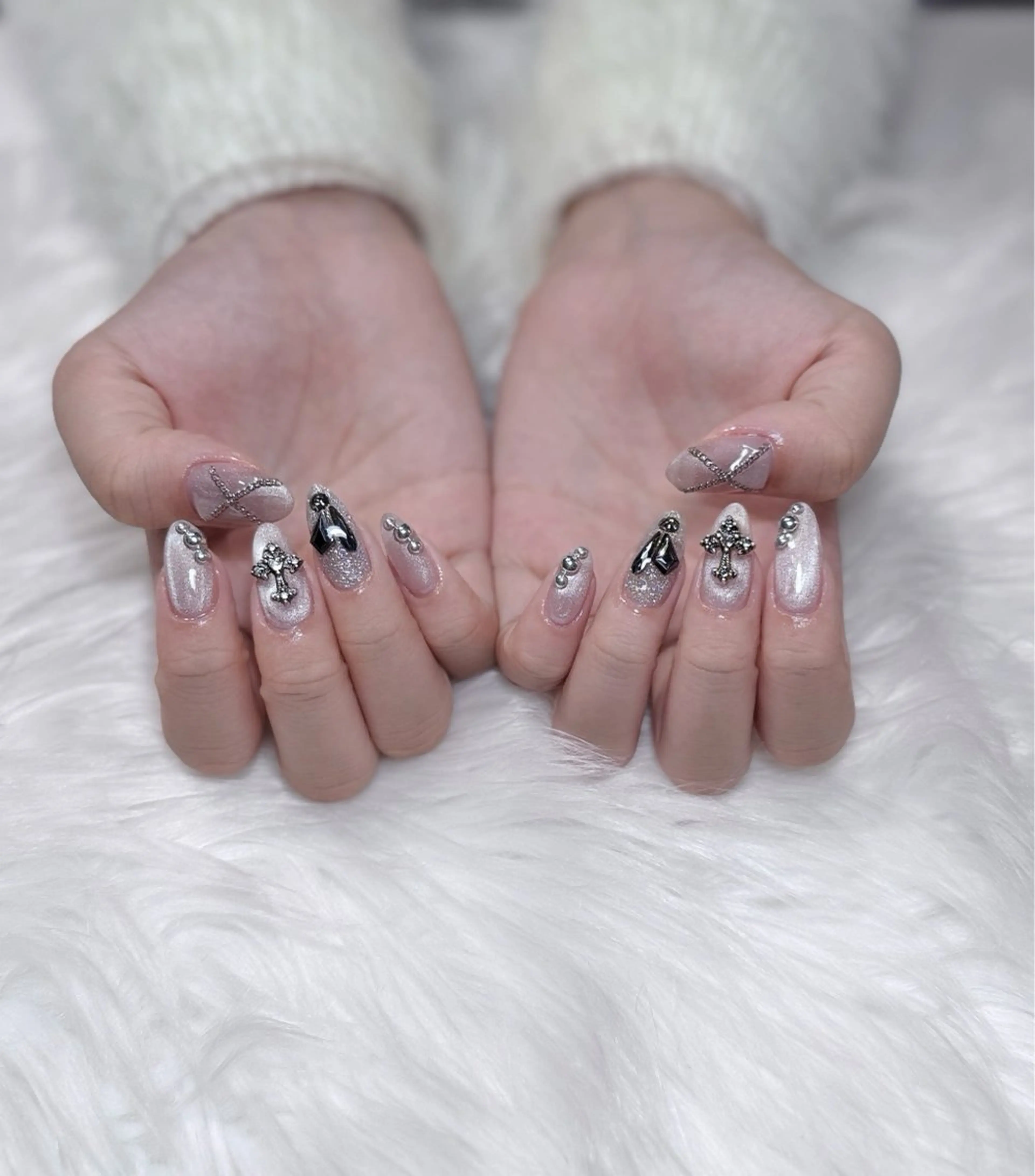 ネイル アートネイル オーロラネイル ジェルネイル 韓国ネイル ロングネイル ハンドネイル Nichi Nailsのネイルデザイン