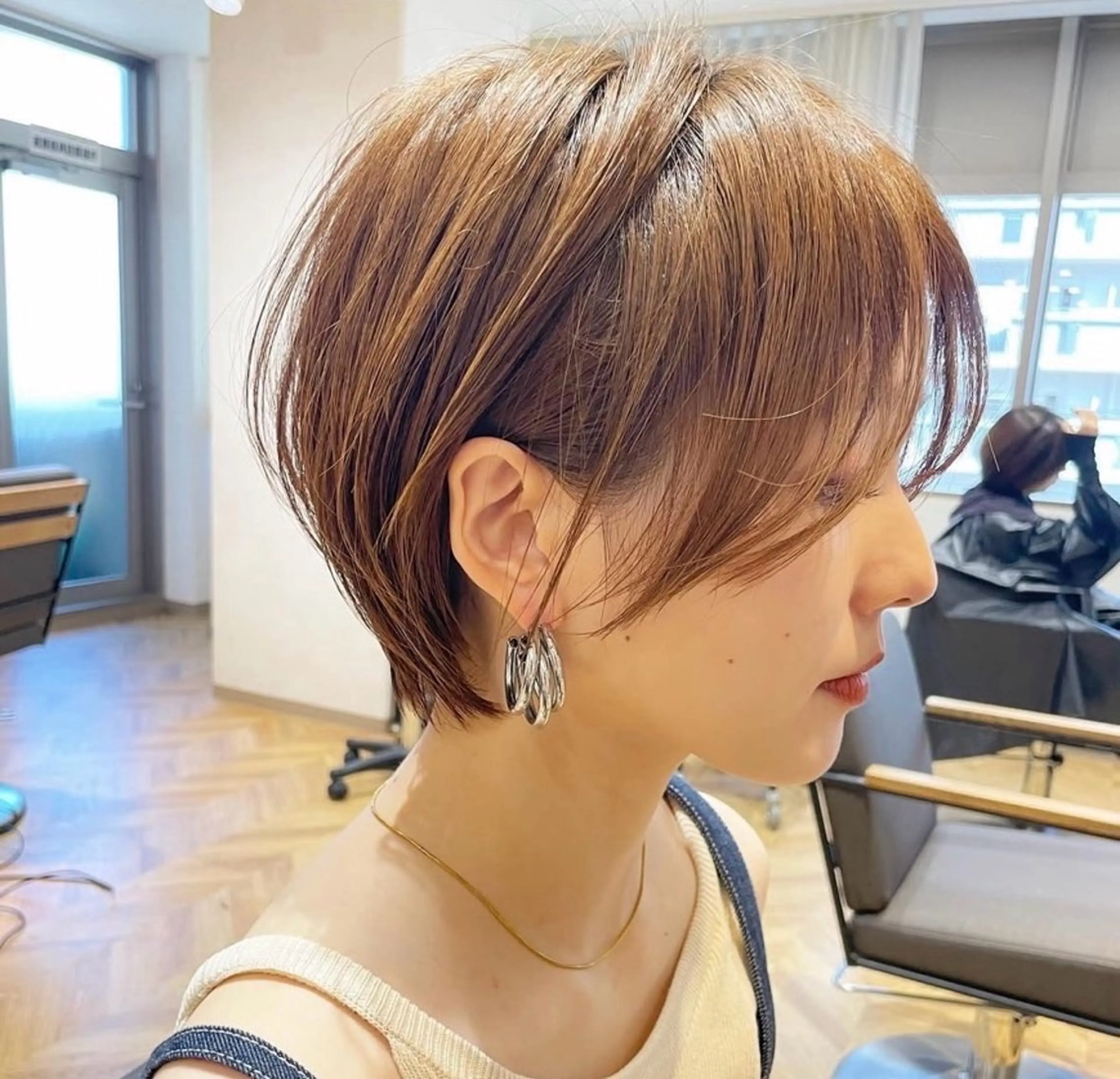 ショート ショートヘア 縮毛矯正 ウメダナオヤ/ くびれヘア✨のヘアスタイル