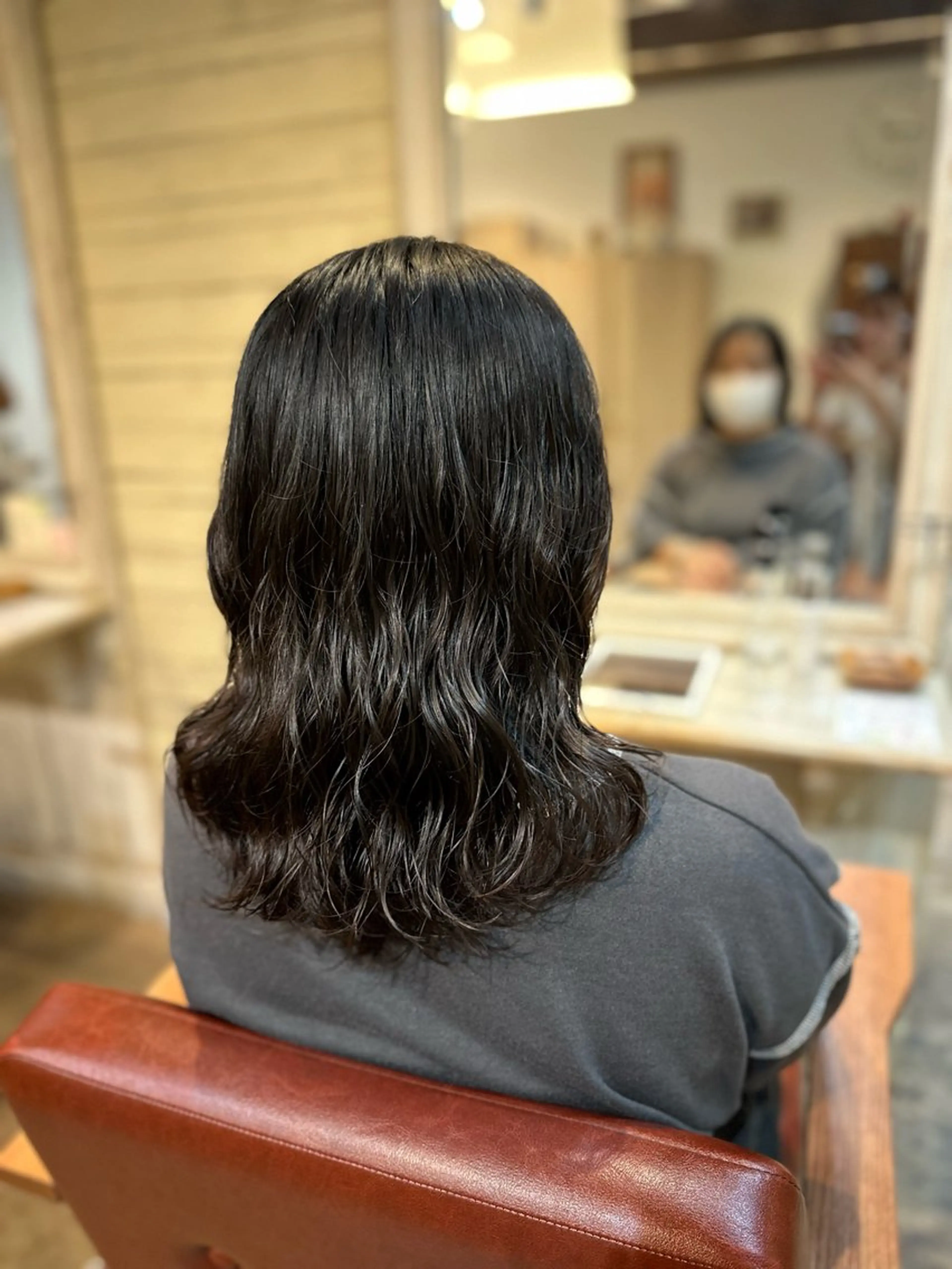 ミディアム ミディアムパーマ パーマ 臺 佳連のヘアスタイル