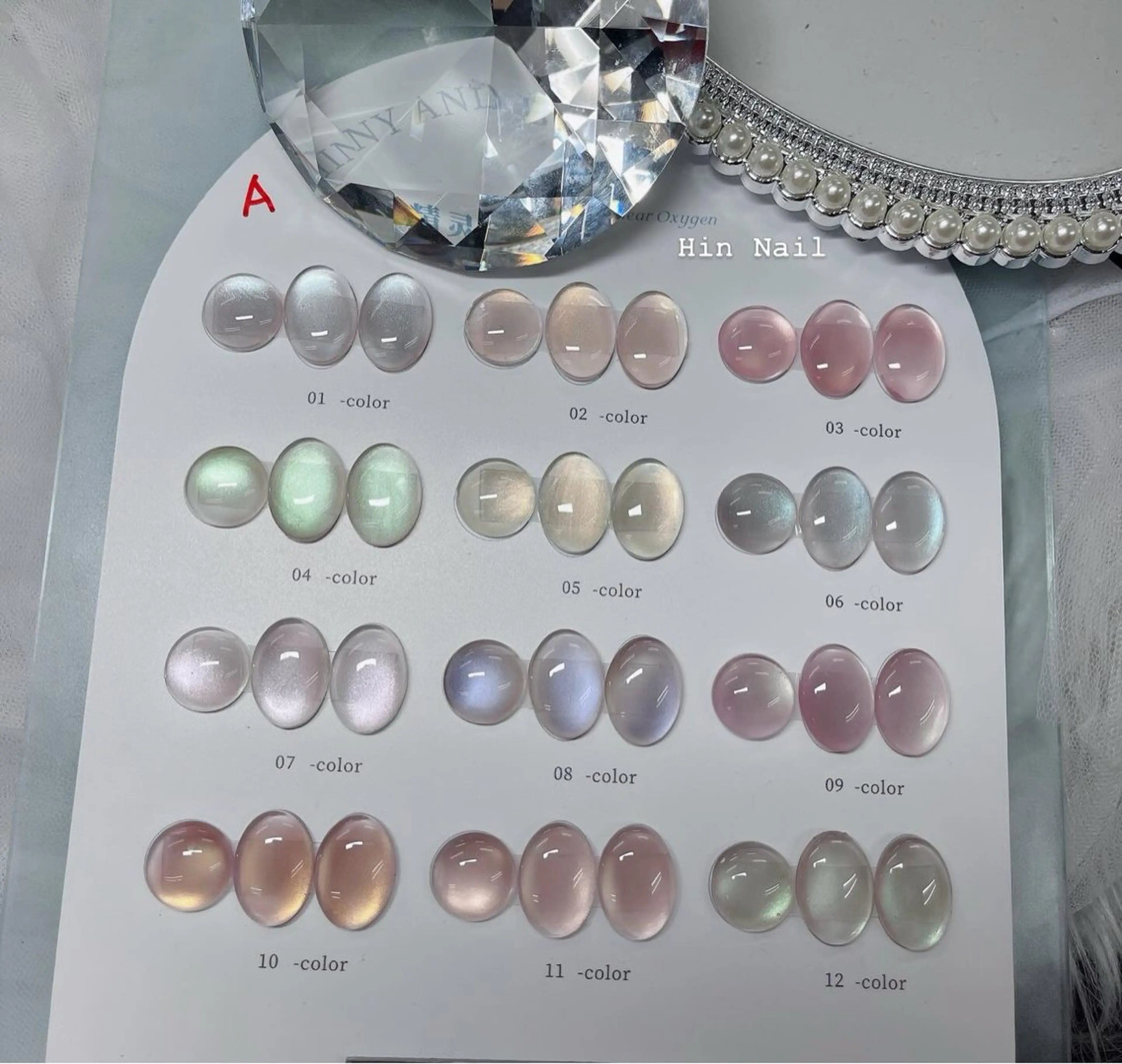 ネイル キラキラネイル マグネットネイル マグネットワンカラー ワンカラーネイル ハンドネイル HIN NAILのネイルデザイン