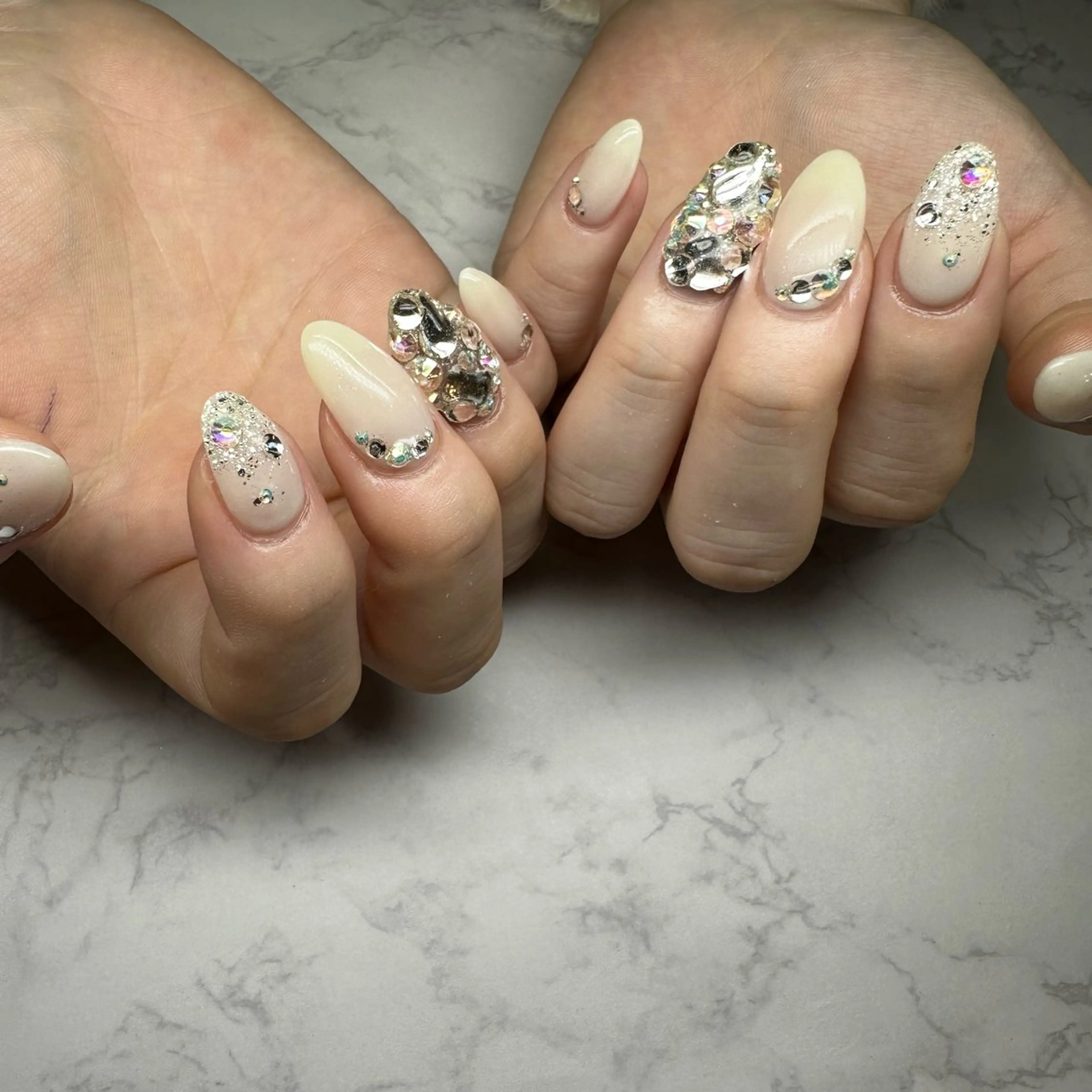 ネイル 369所属・🐕 369のネイルデザイン