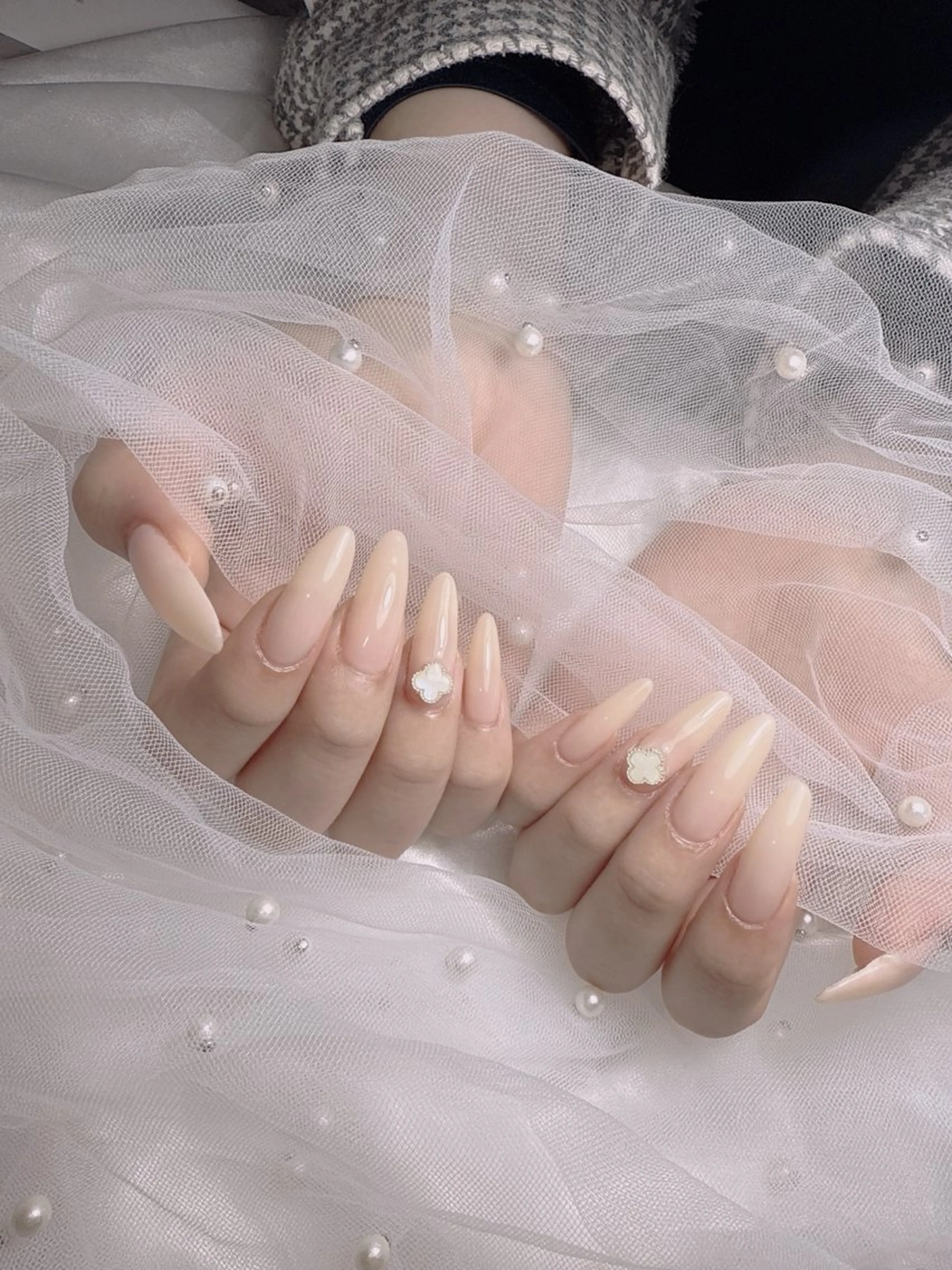 ネイル 【emu道頓堀】 HONOKAのネイルデザイン