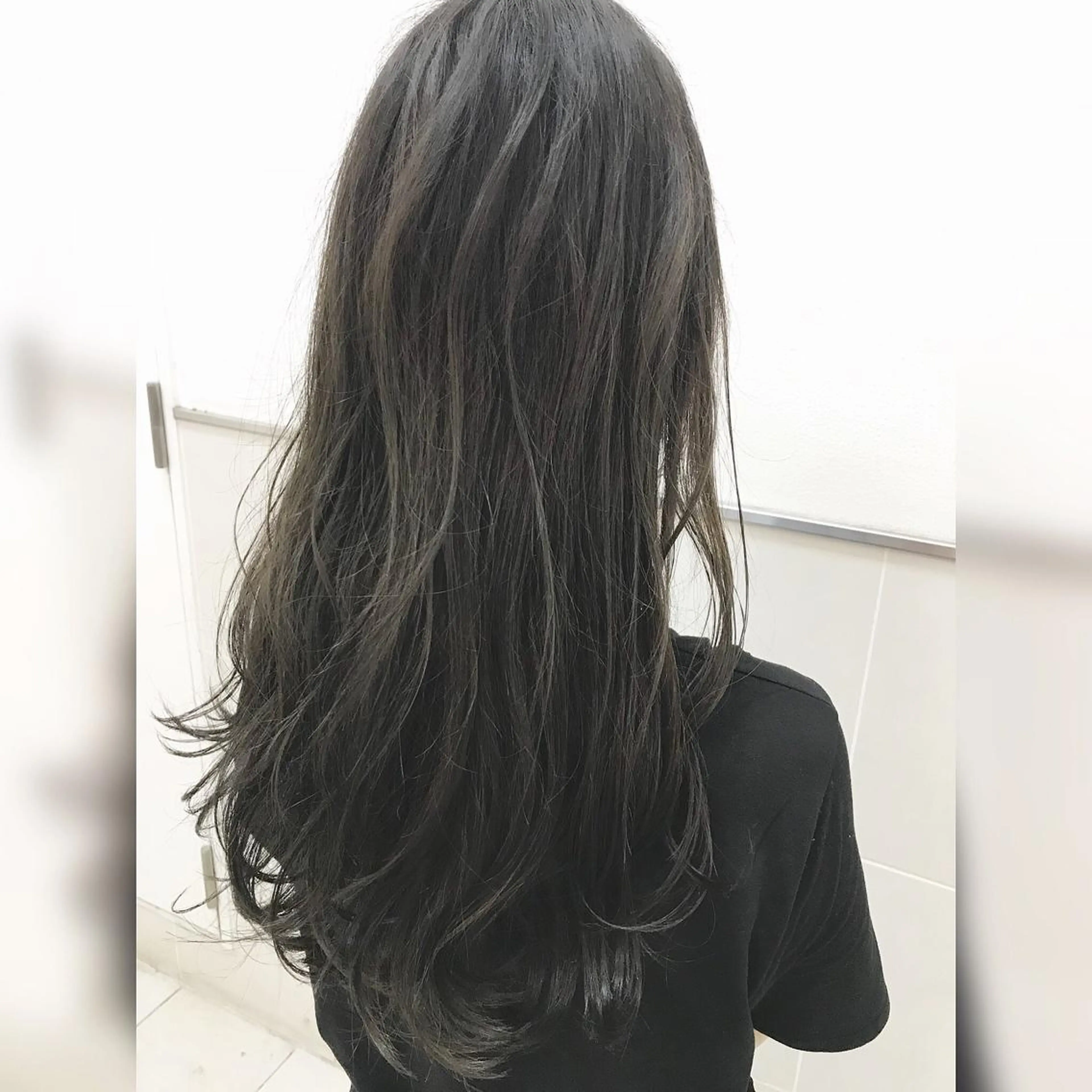 ロング カラー ハイライトカラー ハイライト メンズサロン アソビ元町のヘアスタイル