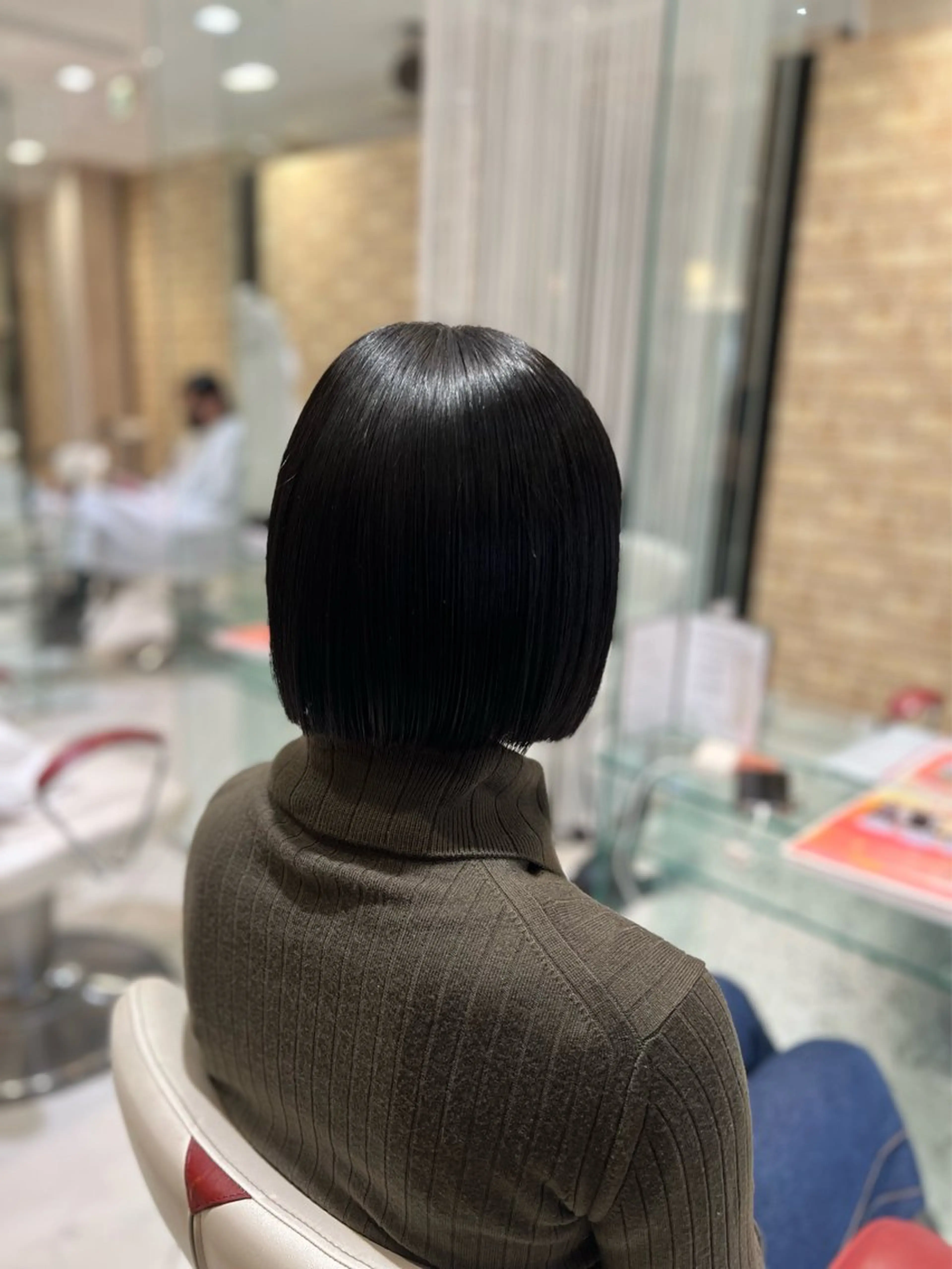 ミディアム パーマ ボブ ハイライト 髪質改善 韓国風ヘア レイヤーカット トリートメント ボブ/ハイトーン髪質 改善/越谷✨クラモチのヘアスタイル