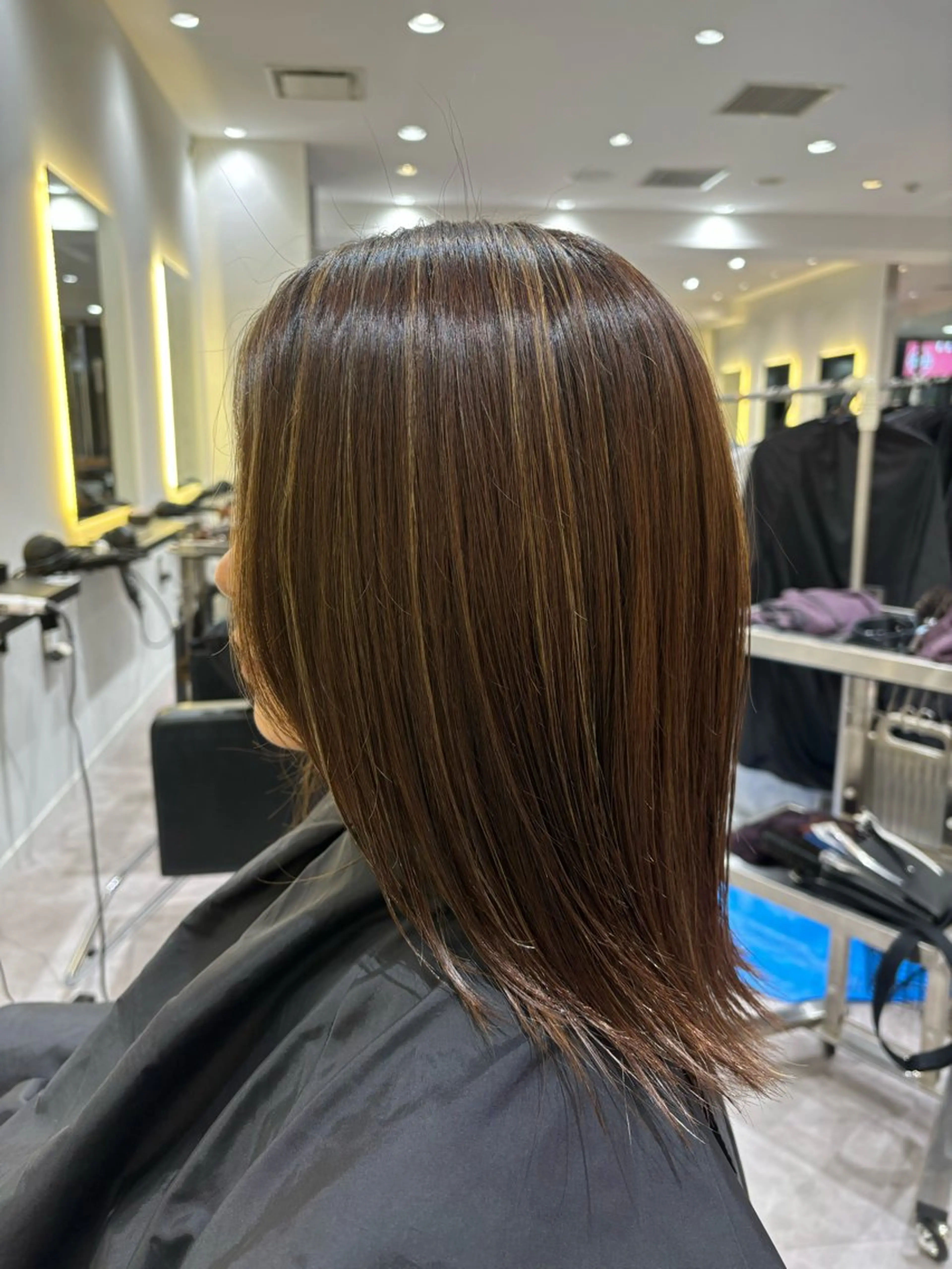 ミディアム ハイライト 似合わせショート/ 小顔効果抜群/荒砂のヘアスタイル