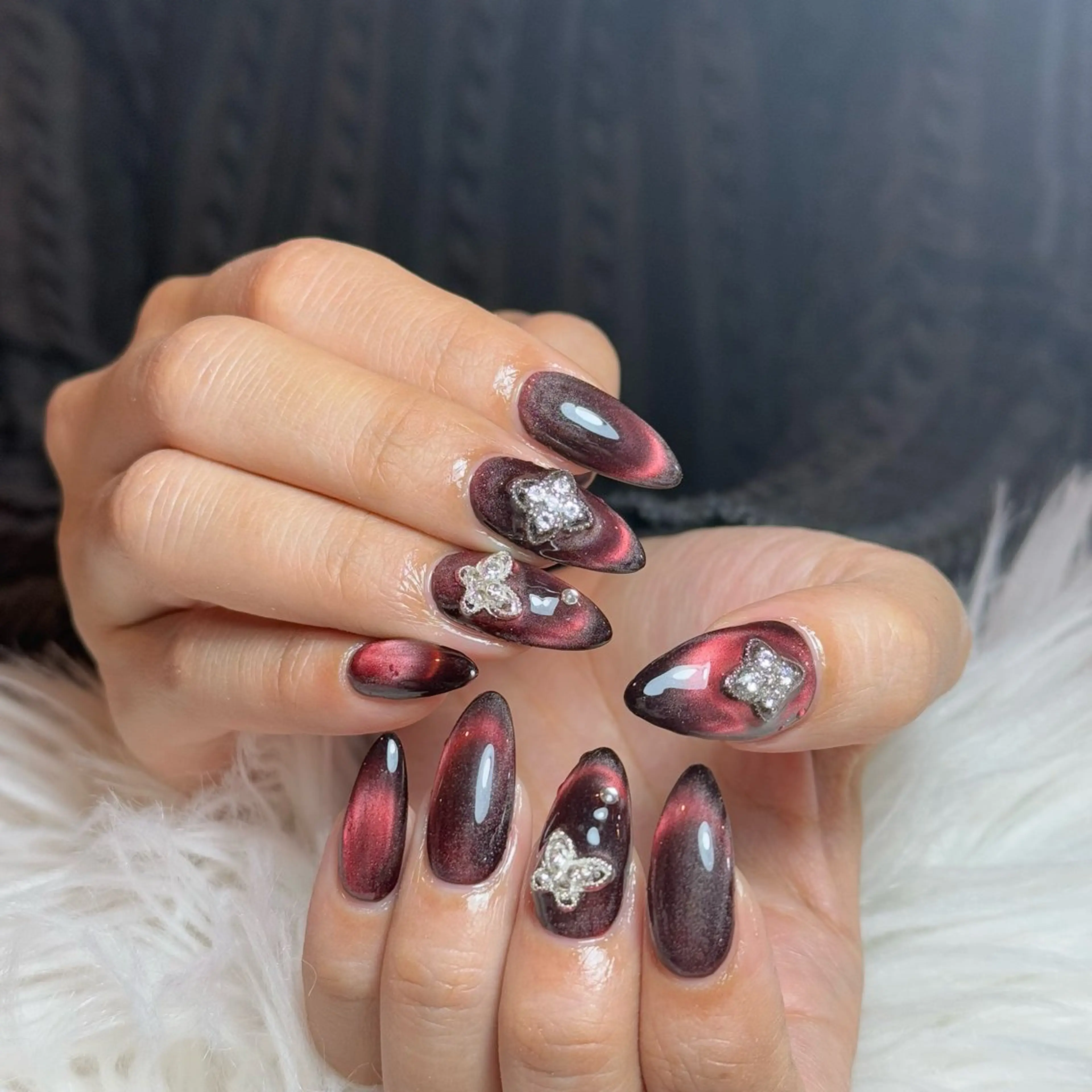 ネイル チークネイル フレンチネイル グラデーション キラキラネイル 韓国ネイル ハンドネイル Risa_ Nailのネイルデザイン