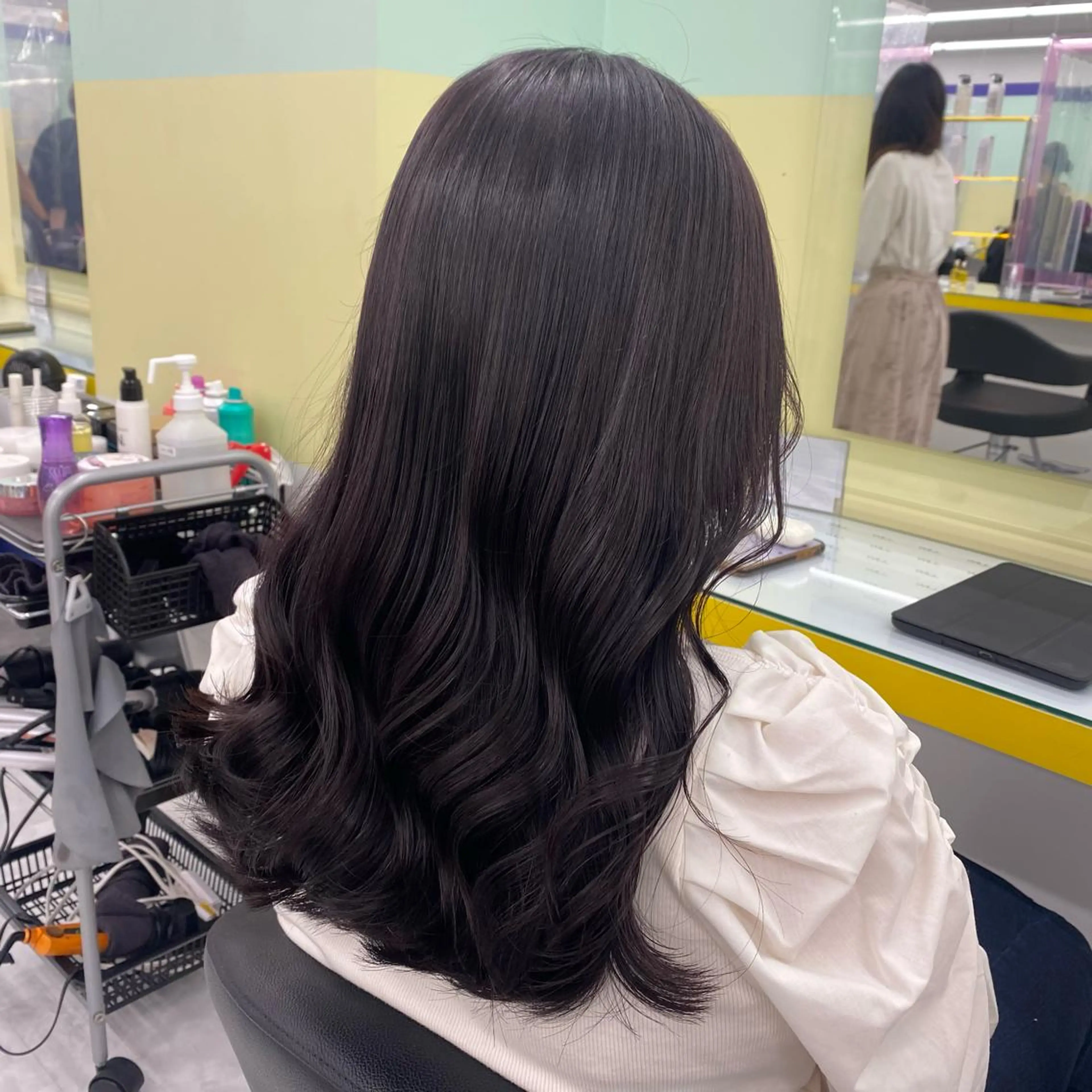 セミロング カラー ヘアアレンジ ヘアカラー トリートメント mai🍑暖色カラー /レイヤー💖のヘアスタイル