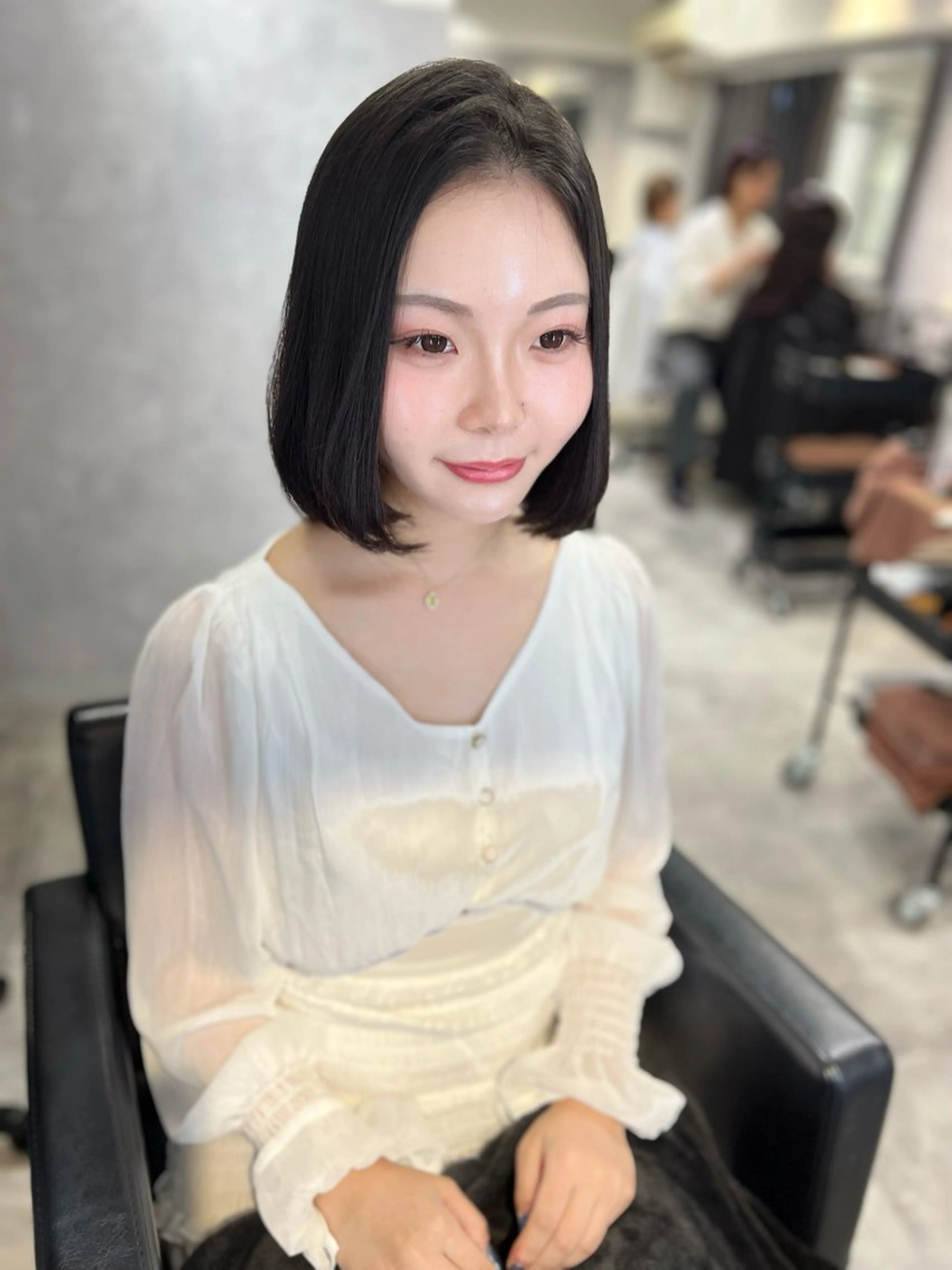 ショート カラー 黒髪 ブリーチ 透明感カラー 顔周りカット レイヤーカット 透明感/レイヤー 🇰🇷tomonaのヘアスタイル