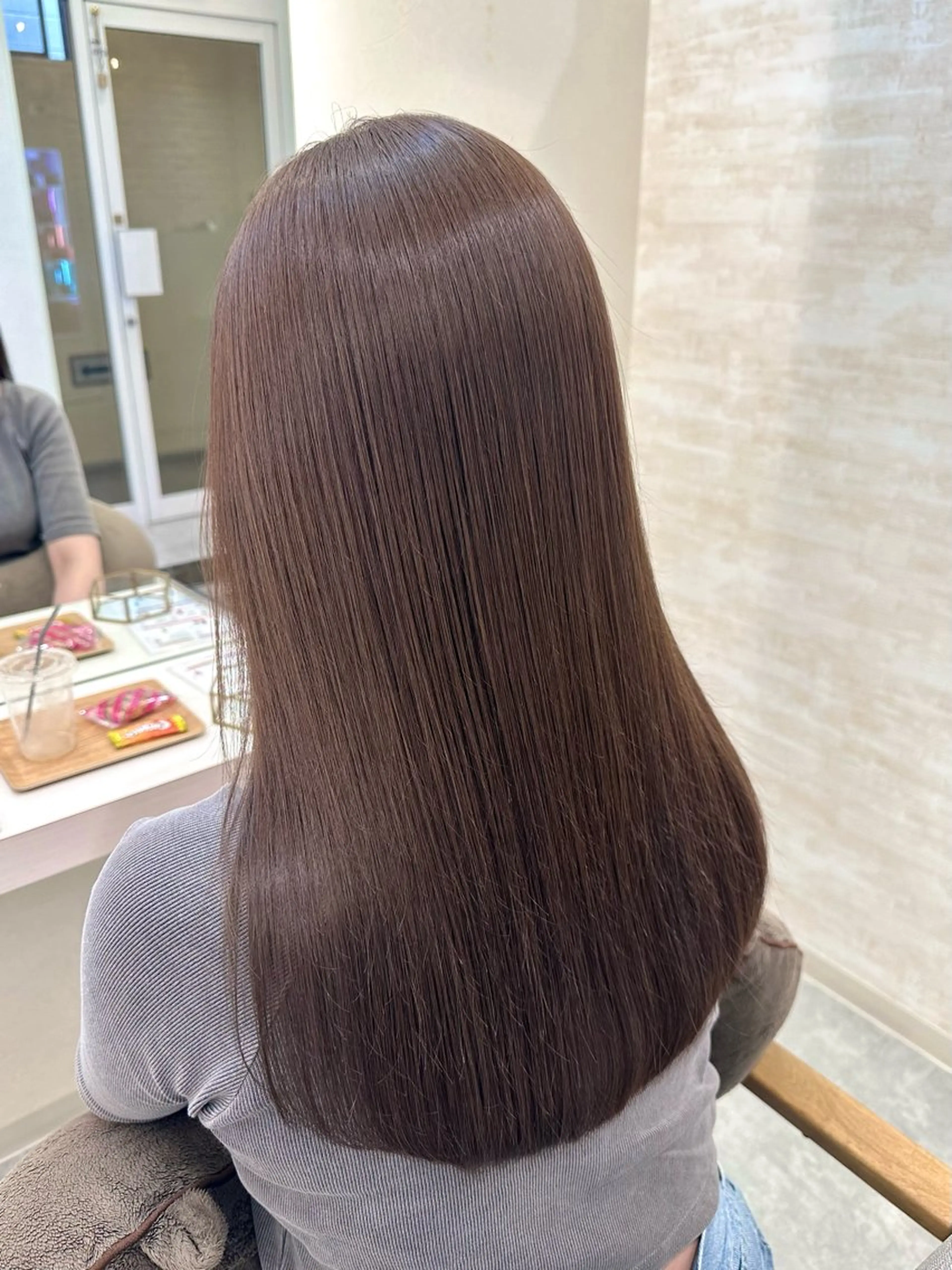 セミロング カット ヘアカラー トリートメント 髪質改善&ヘアケア 永山若奈のヘアスタイル