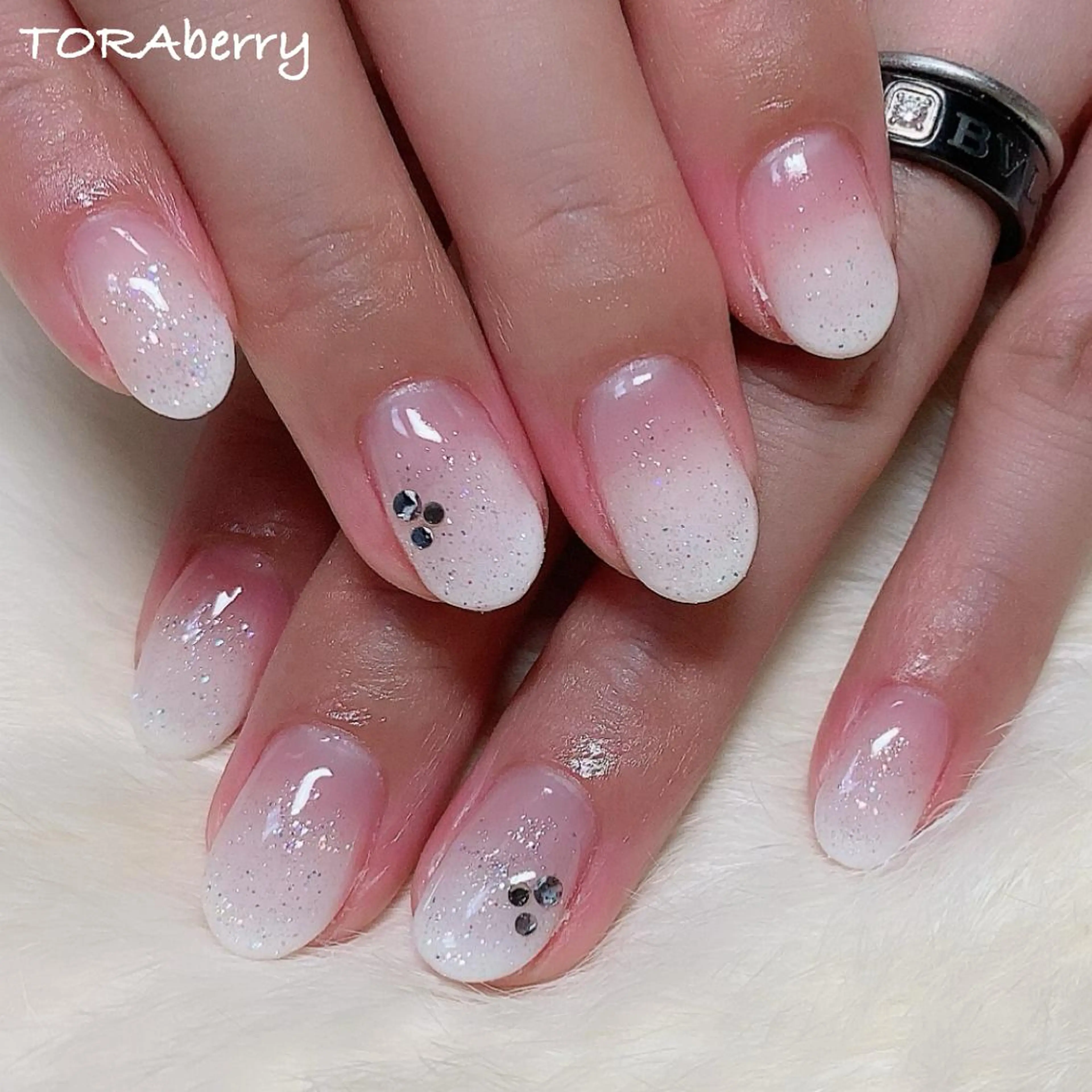 ネイル ハンドネイル ネイリスト なつみのネイルデザイン