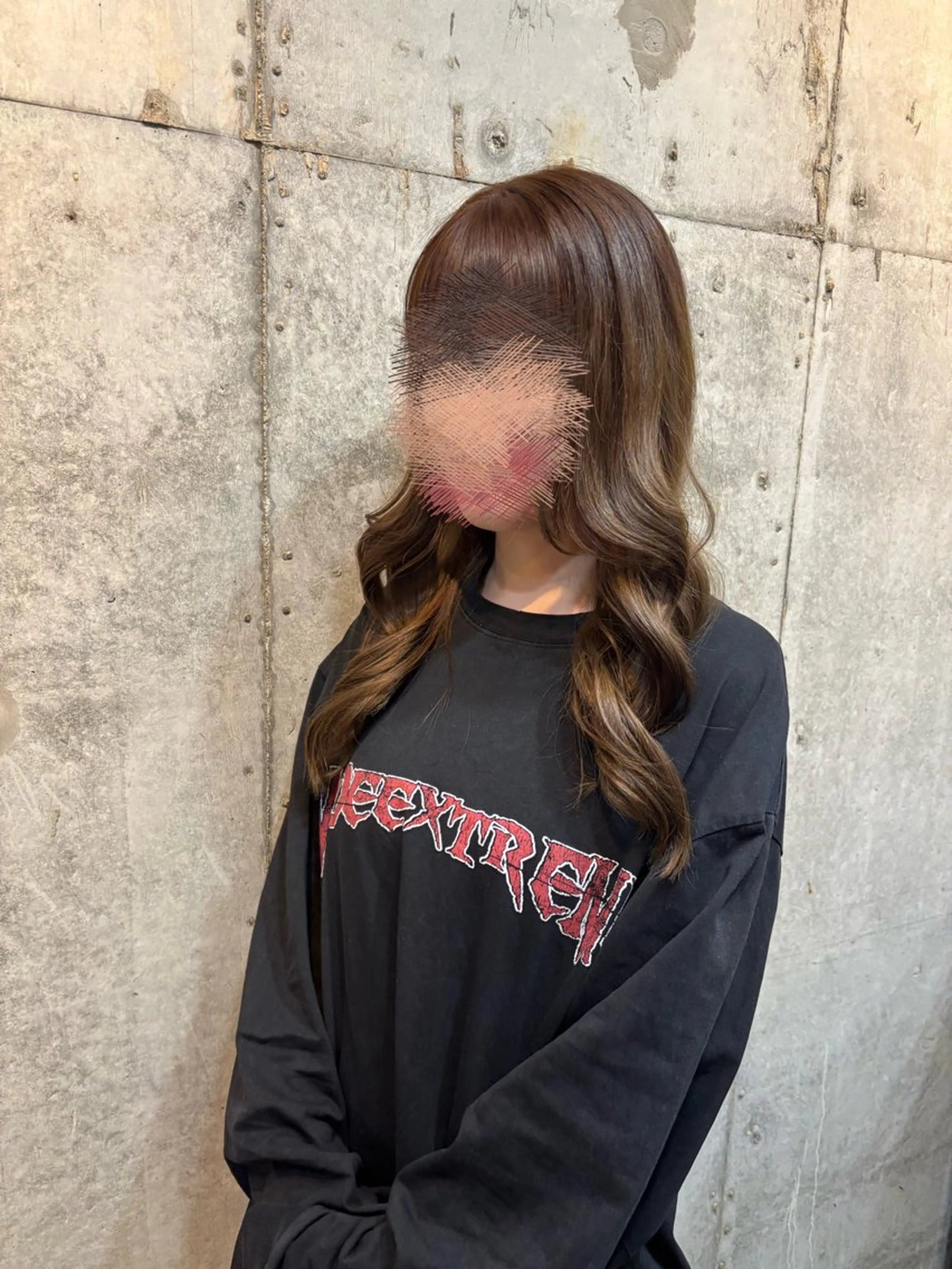 ロング カラー 吉田 光希のヘアスタイル