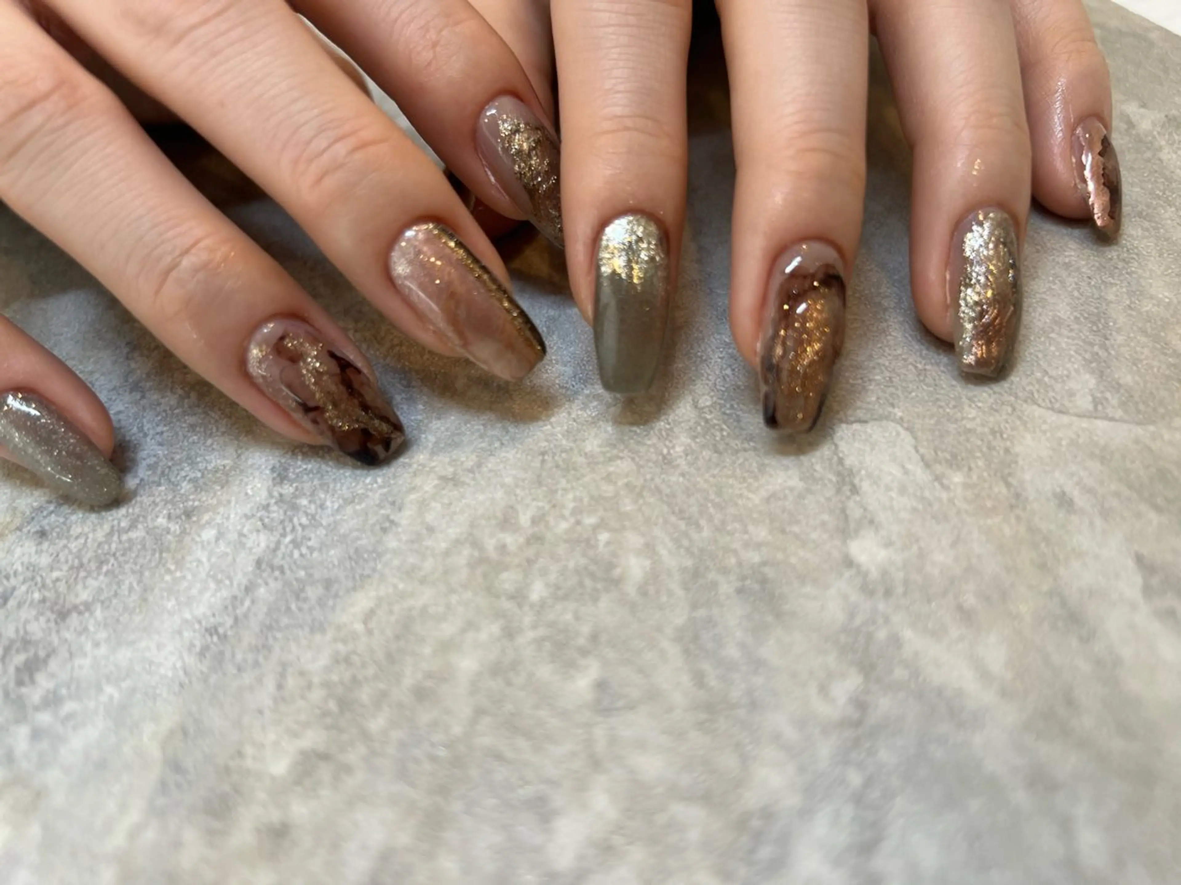 ネイル ハンドネイル フットネイル U'i ｳｲのネイルデザイン