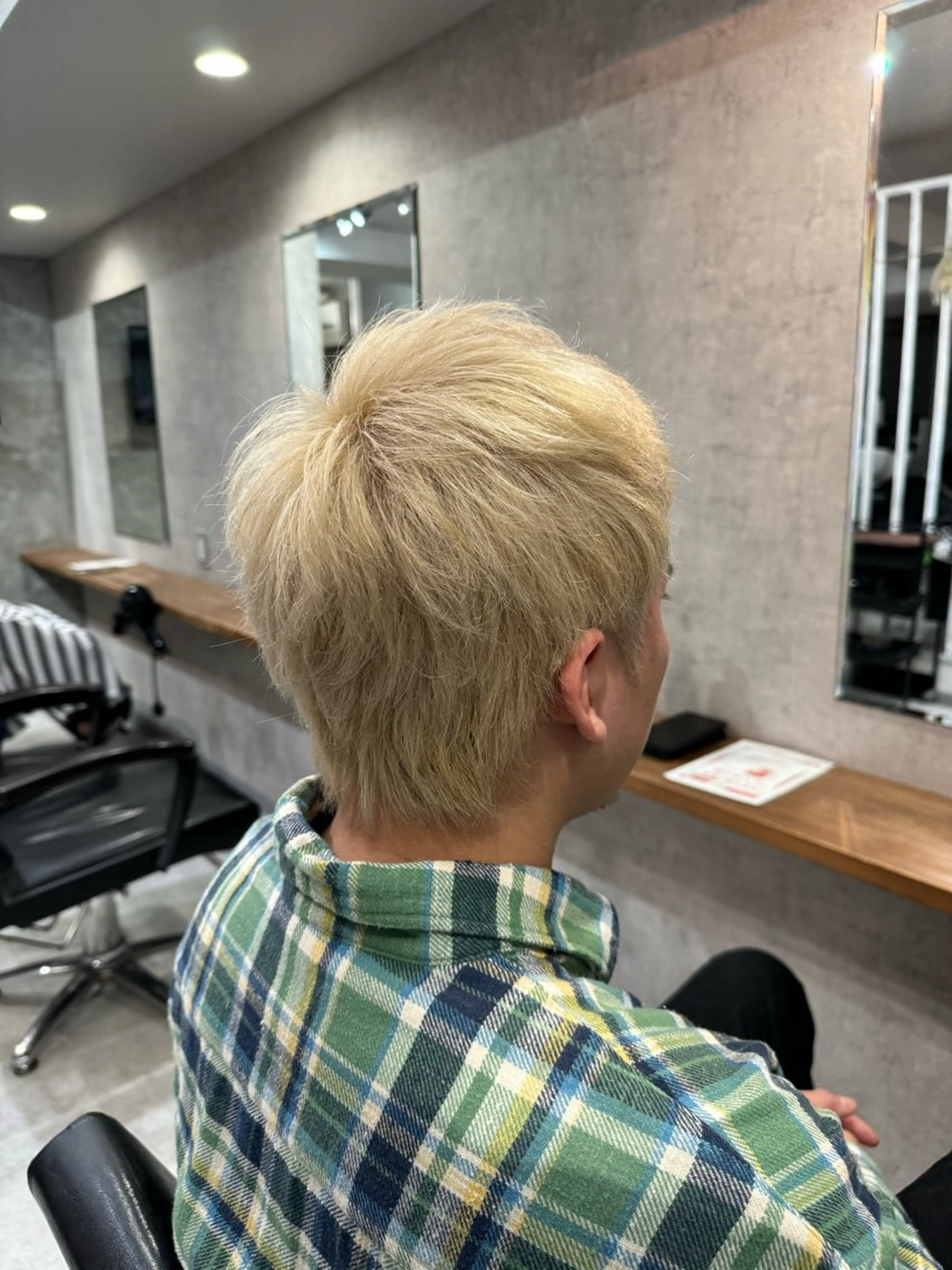 ショート カラー メンズ カット ヘアカラー 矢島颯哉/ハイトーン ブリーチカラー💎のヘアスタイル