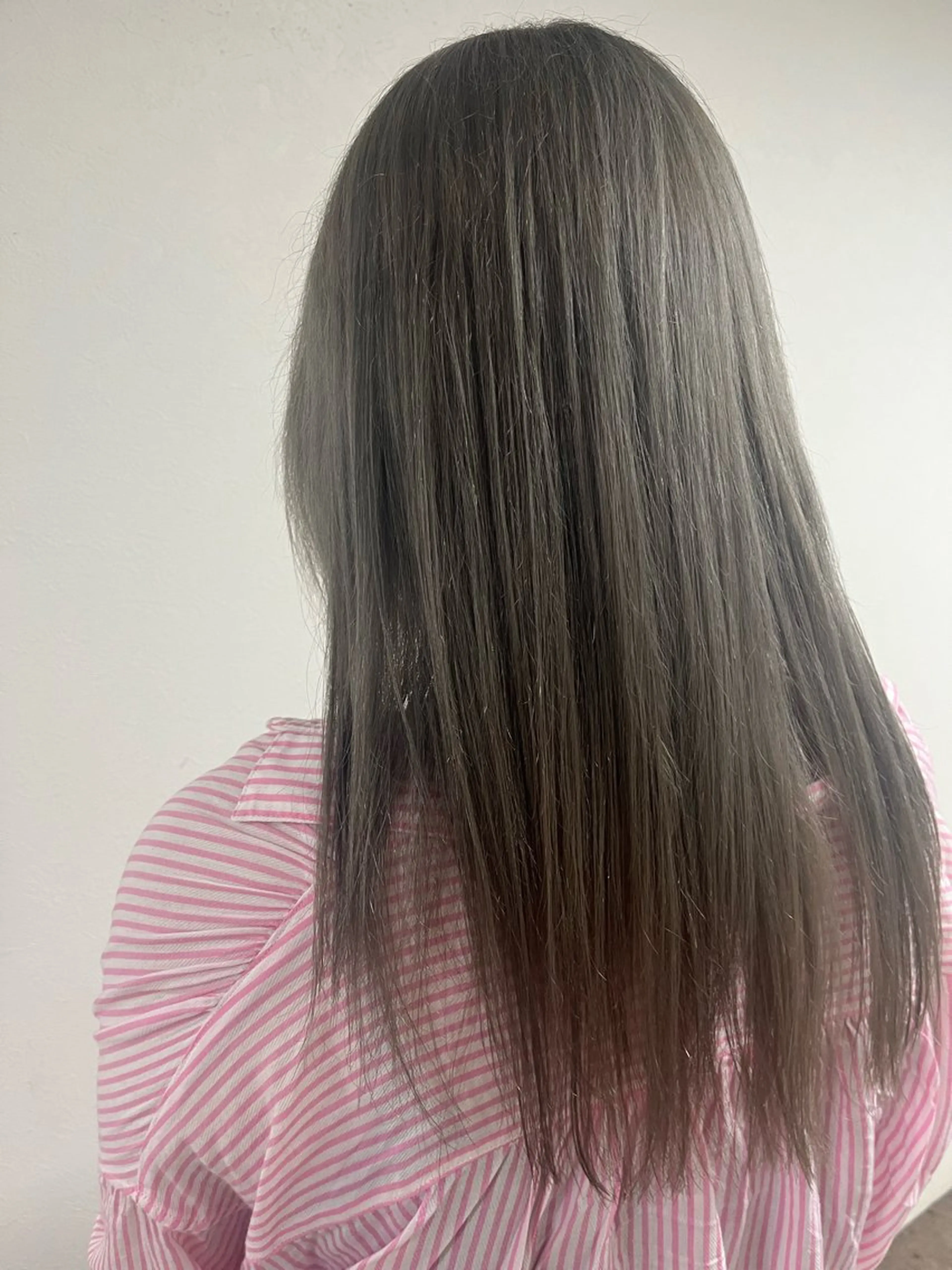 セミロング カラー ヘアカラー トリートメント ハイトーンカラー🩵 耳ツボジュエリー👂のその他イメージ