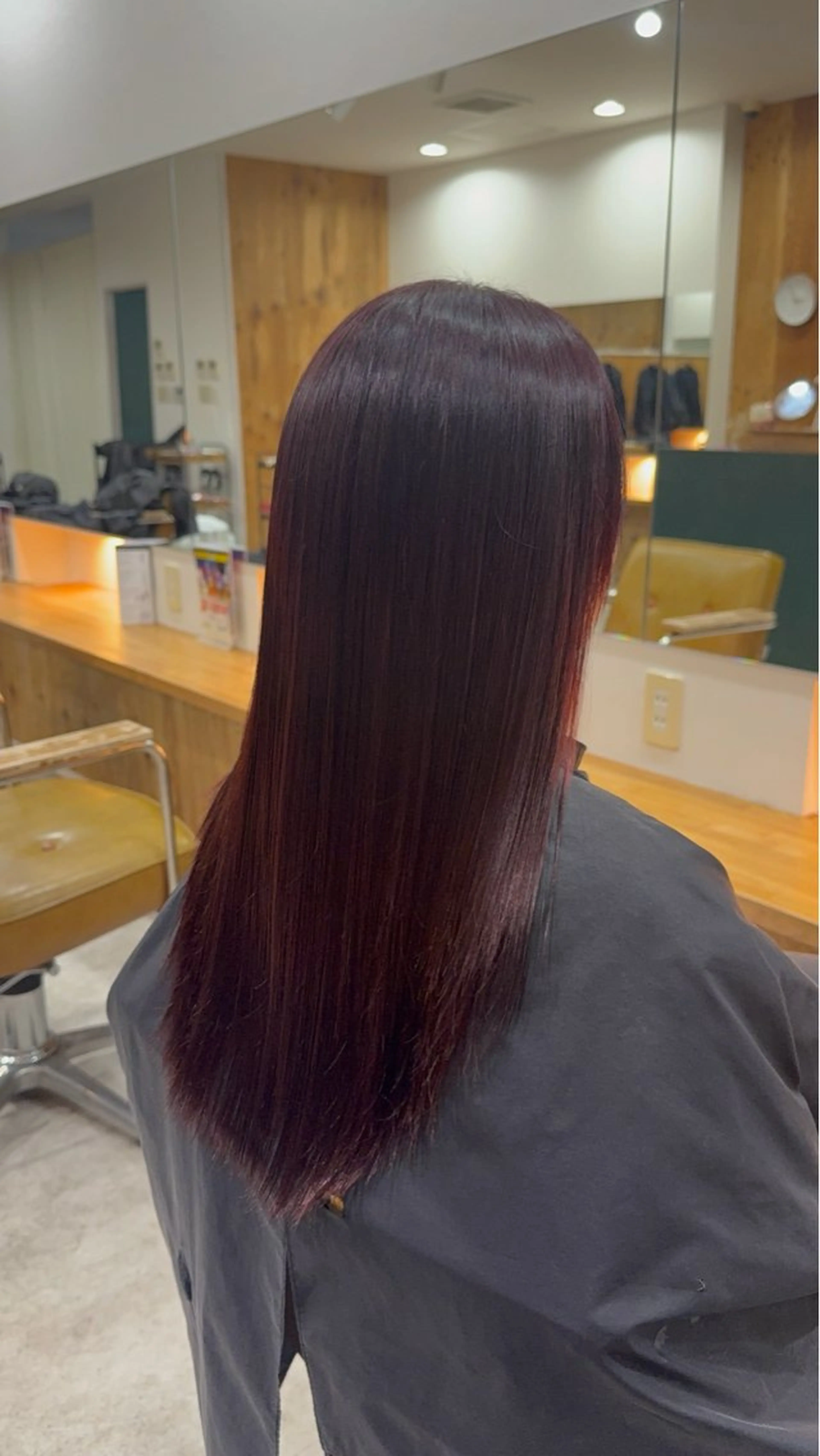 ロング カラー ブリーチ ブリーチなしカラー レッドカラー ヘアカラー DECO HAIR 井上琴愛のヘアスタイル