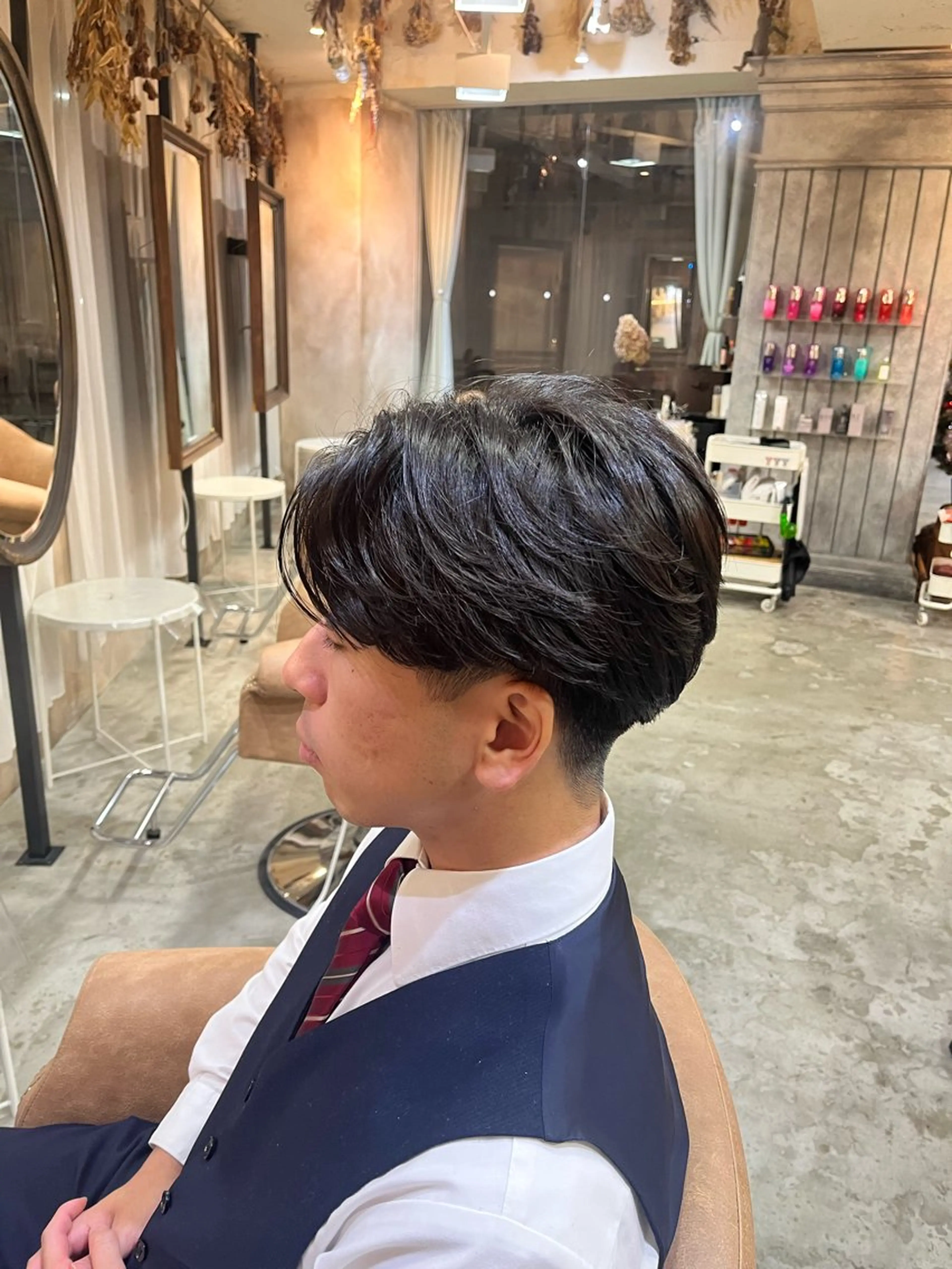 ミディアム パーマ 秋葉 玲唯のヘアスタイル