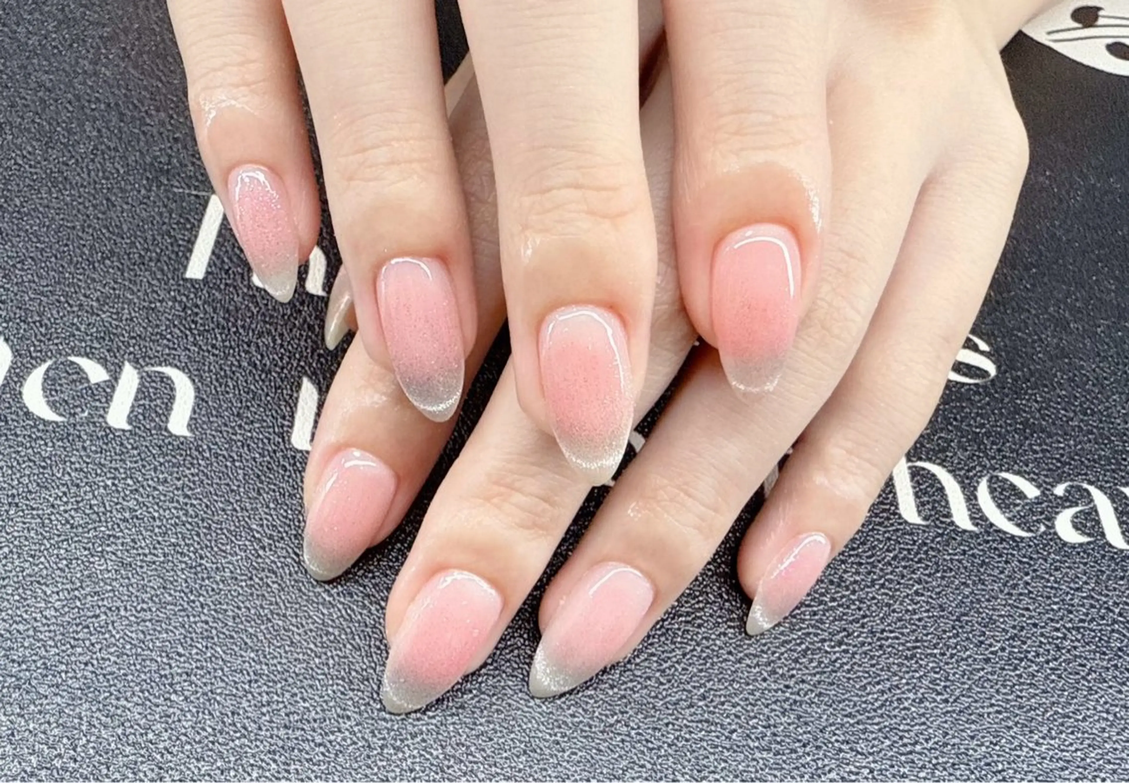 【自爪初回オフ無料】 限定価格ベース付きマグネットフレンチ　モデル練習価格の写真