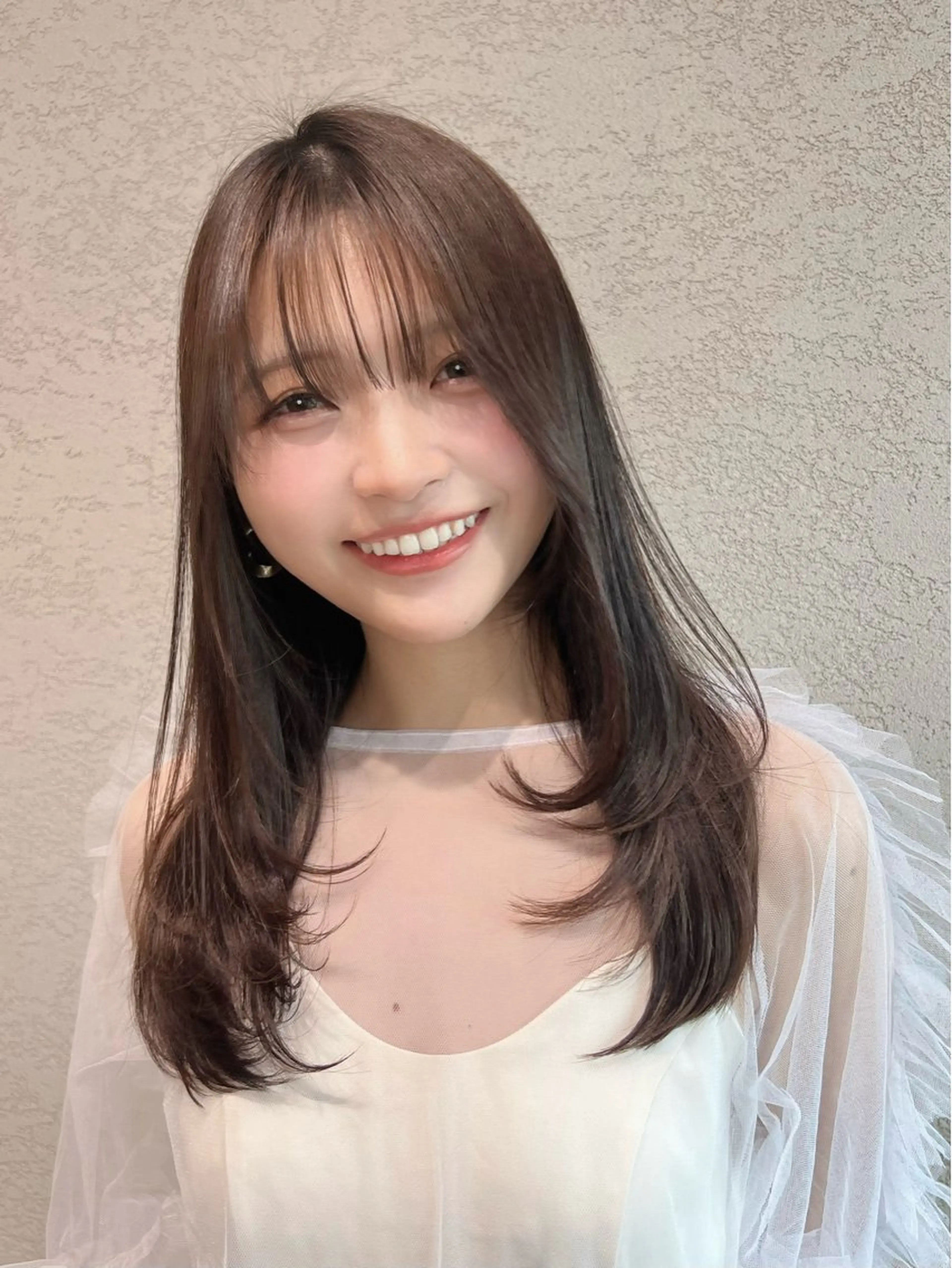 セミロング カラー カット ヘアカラー トリートメント 興津/韓国レイヤー ダブルカラー美髪縮毛のヘアスタイル