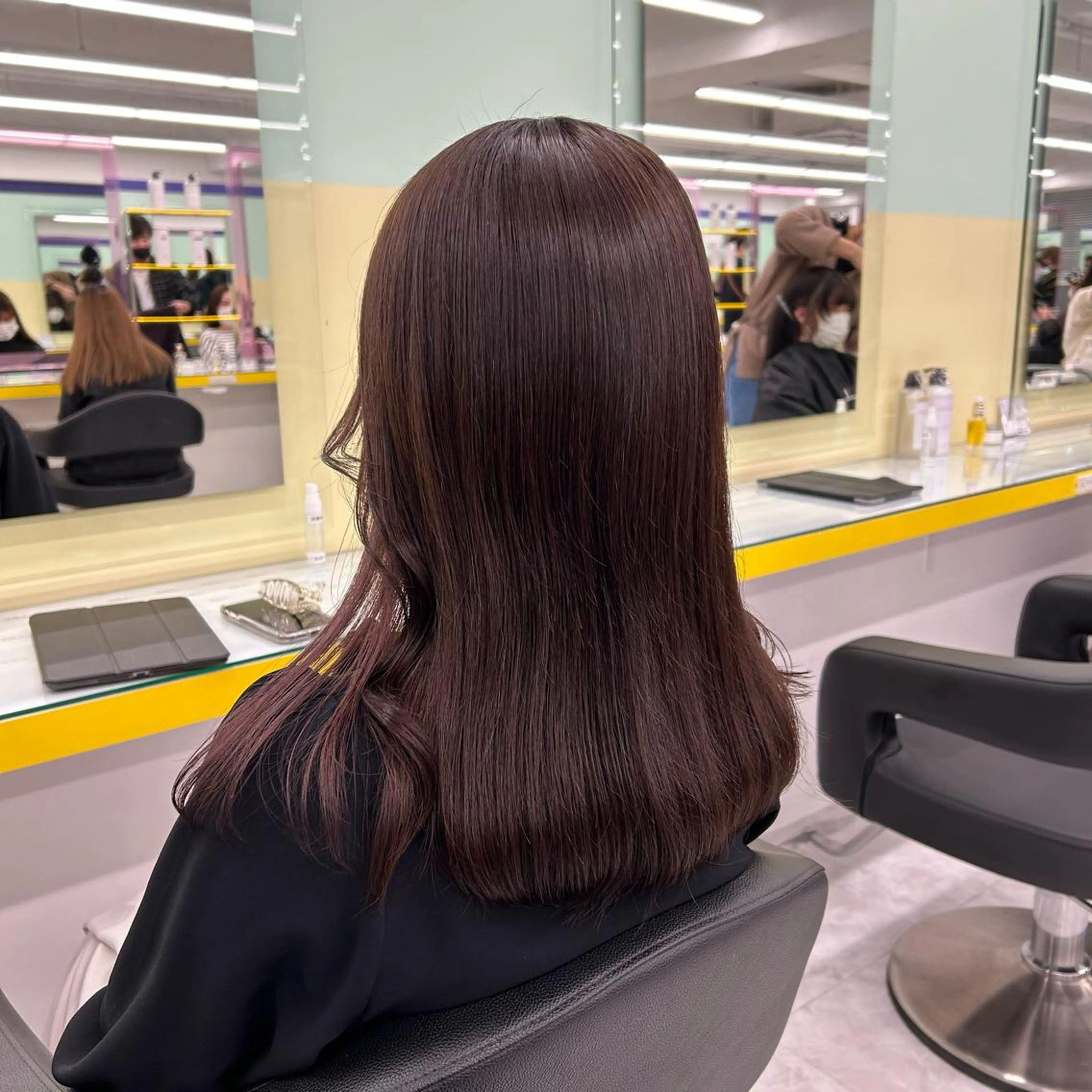 セミロング カラー ヘアアレンジ ヘアカラー トリートメント GOTODAY shair salon 横浜mare店所属・mai🍑暖色カラー /レイヤー💖のヘアスタイル