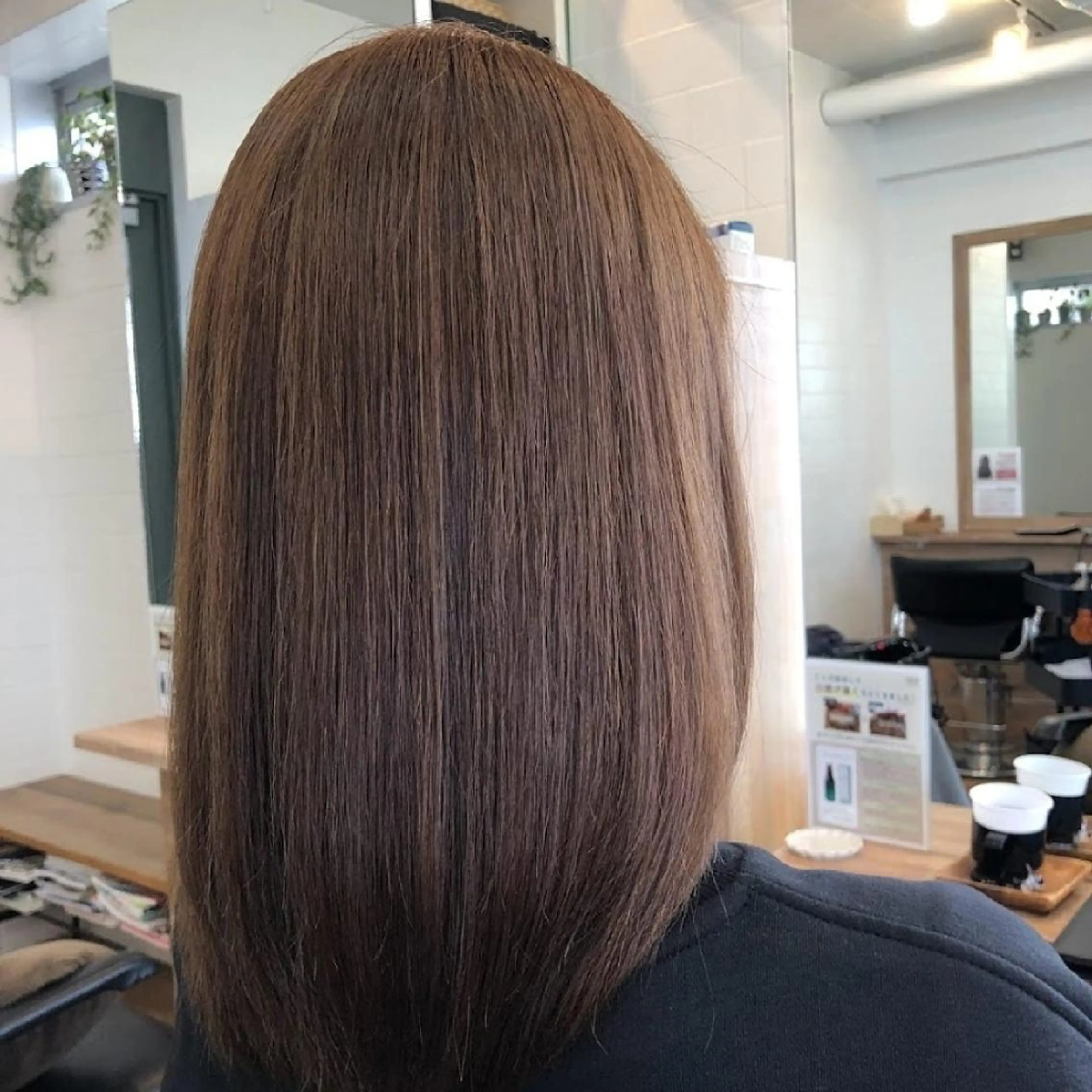 ミディアム 【うねり・広がり専門 】⭕イトムラのヘアスタイル