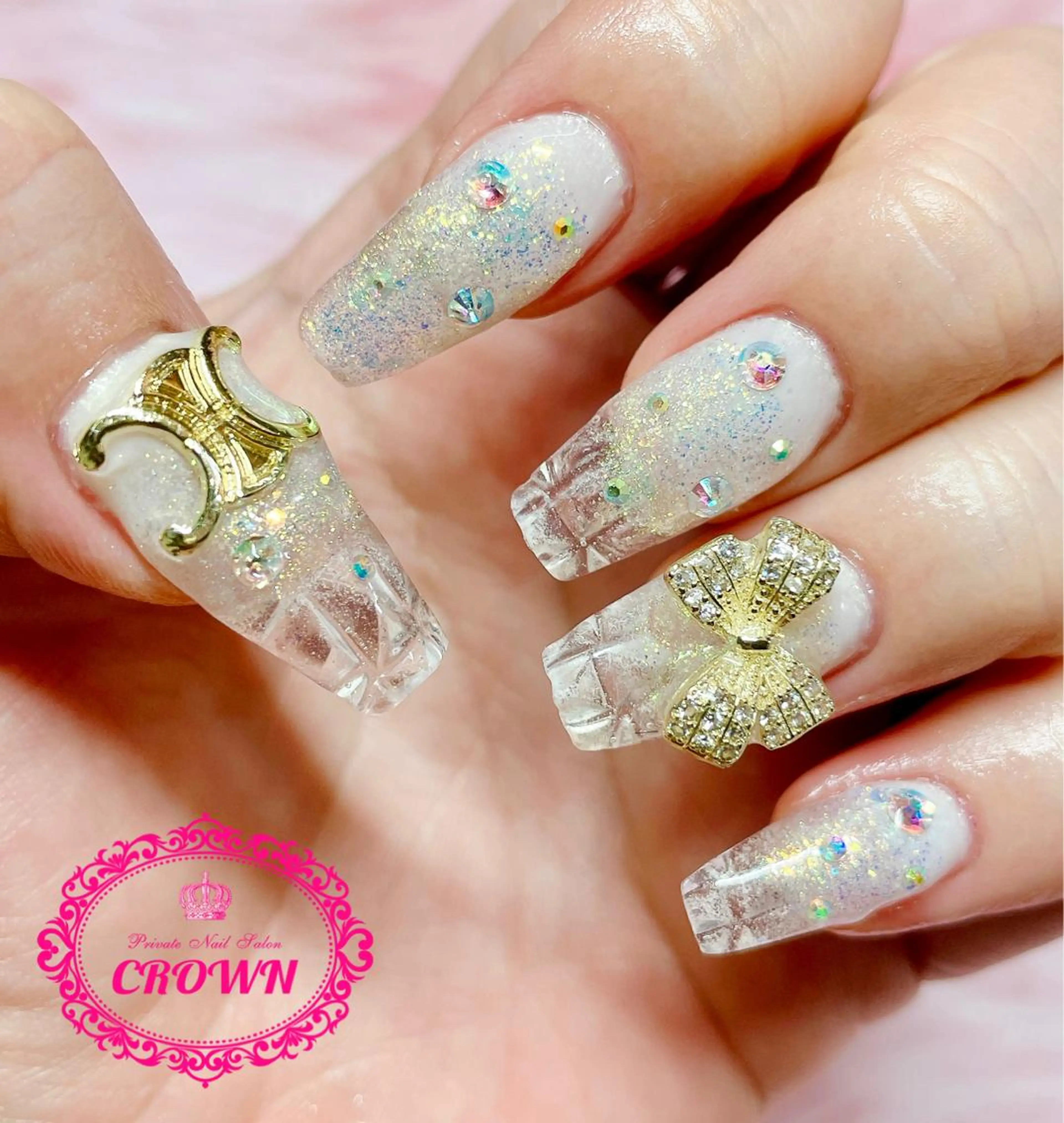 ネイル CROWN プライベートサロンのネイルデザイン