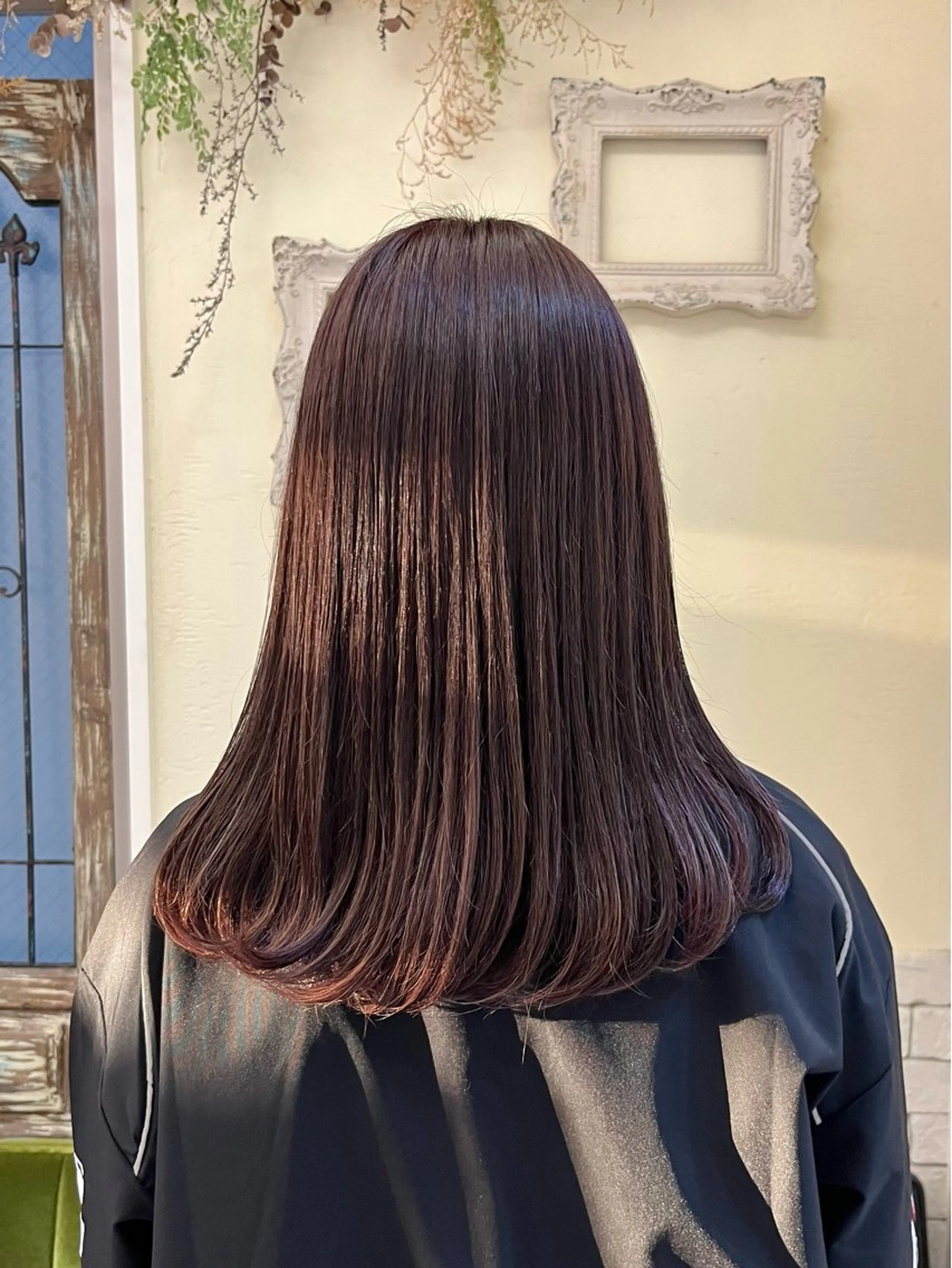 カラー 池谷 茉耶のヘアスタイル