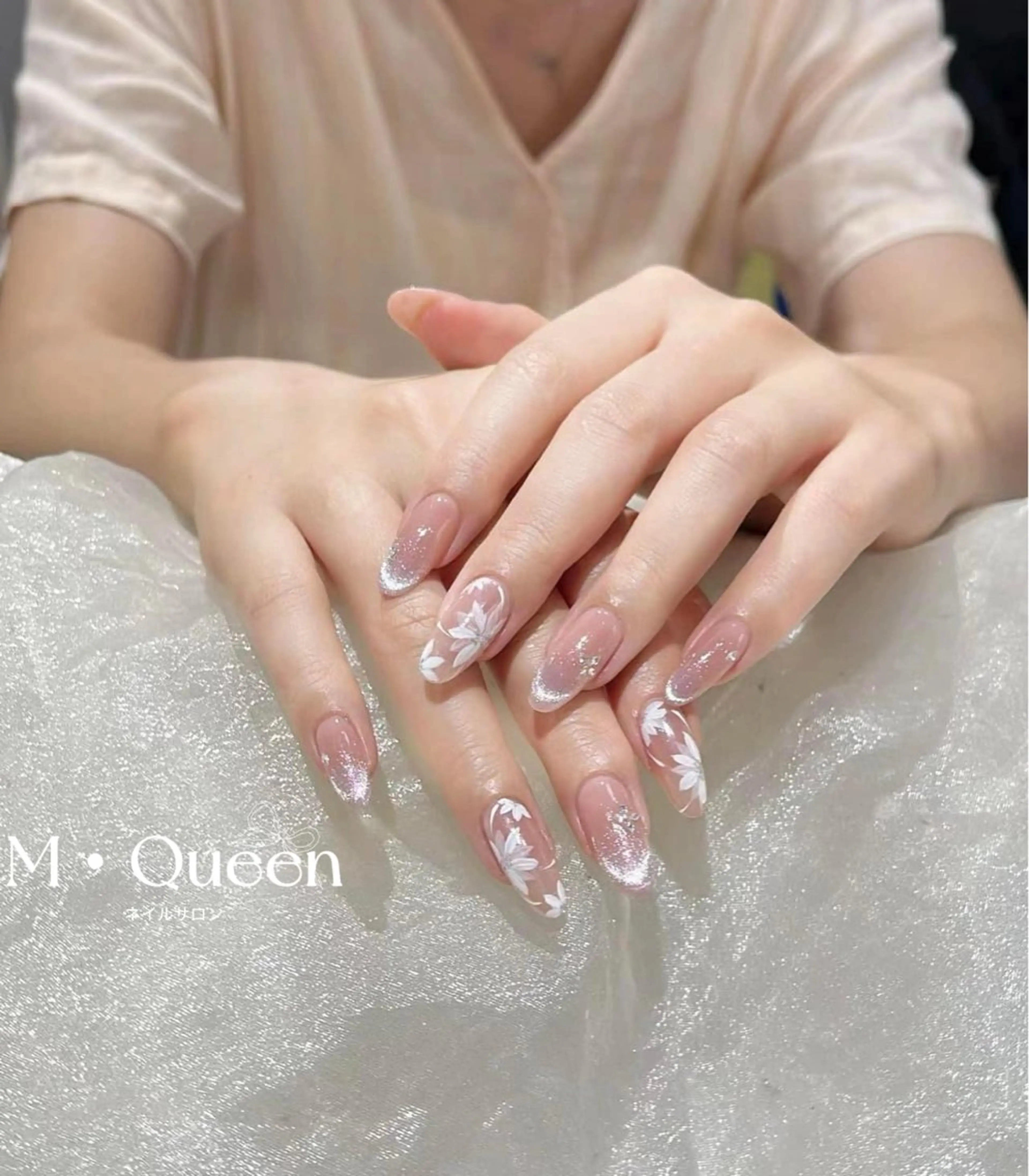 ネイル ハンドネイル MQueen ネイルサロンマルのネイルデザイン