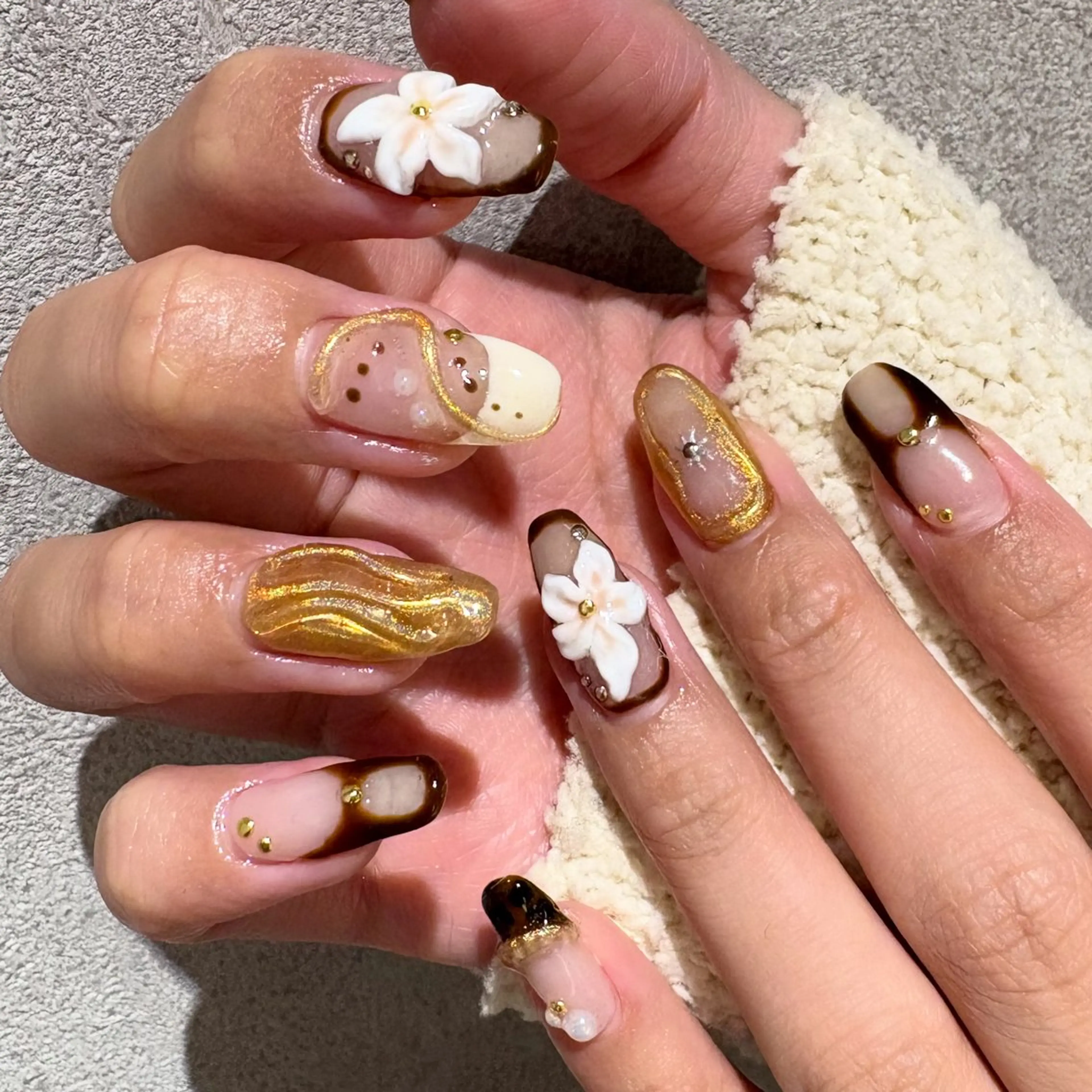 ネイル ハンドネイル 透明感モテスタイル 💞SHIORI💞のヘアスタイル