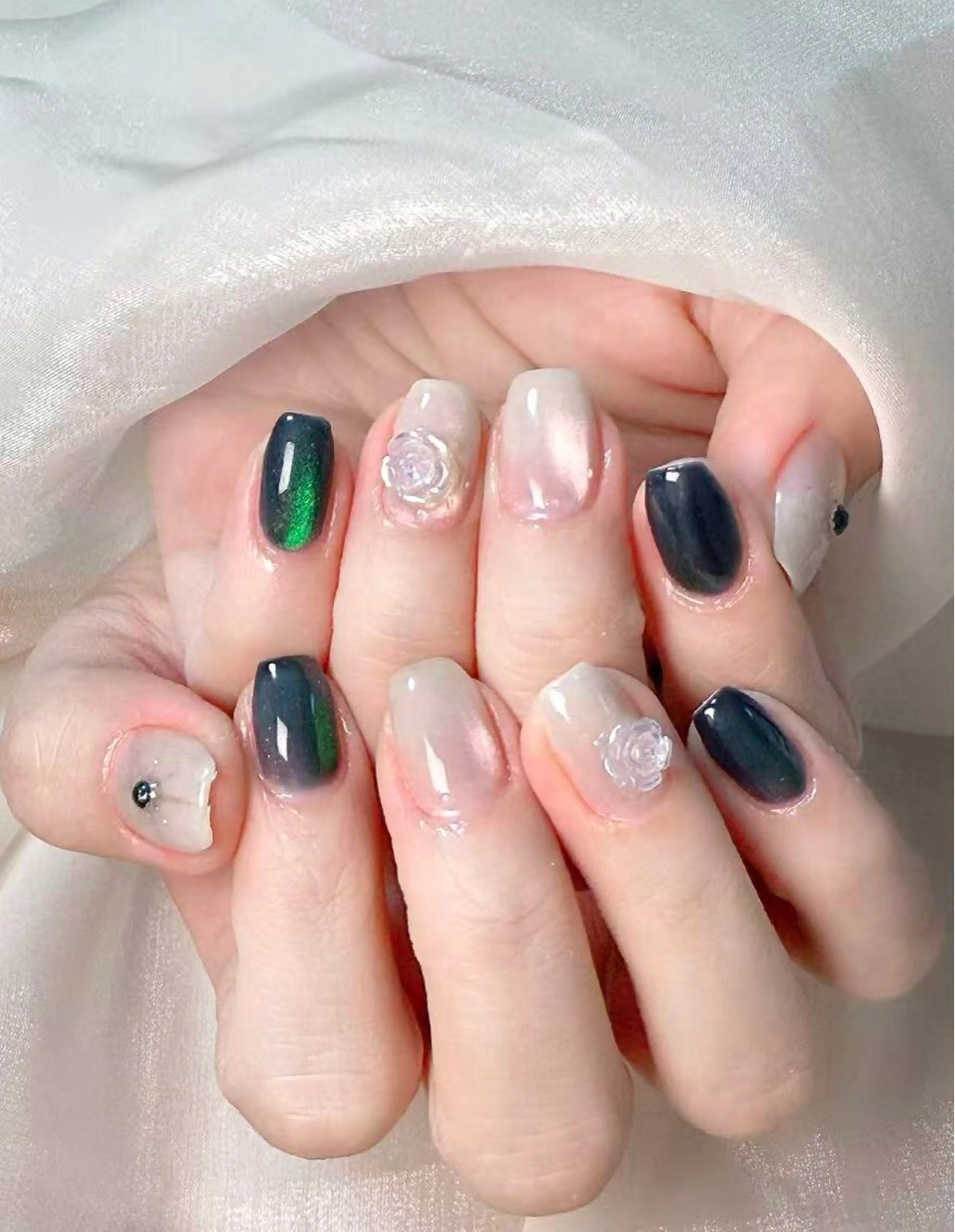 ネイル 小 雨のネイルデザイン