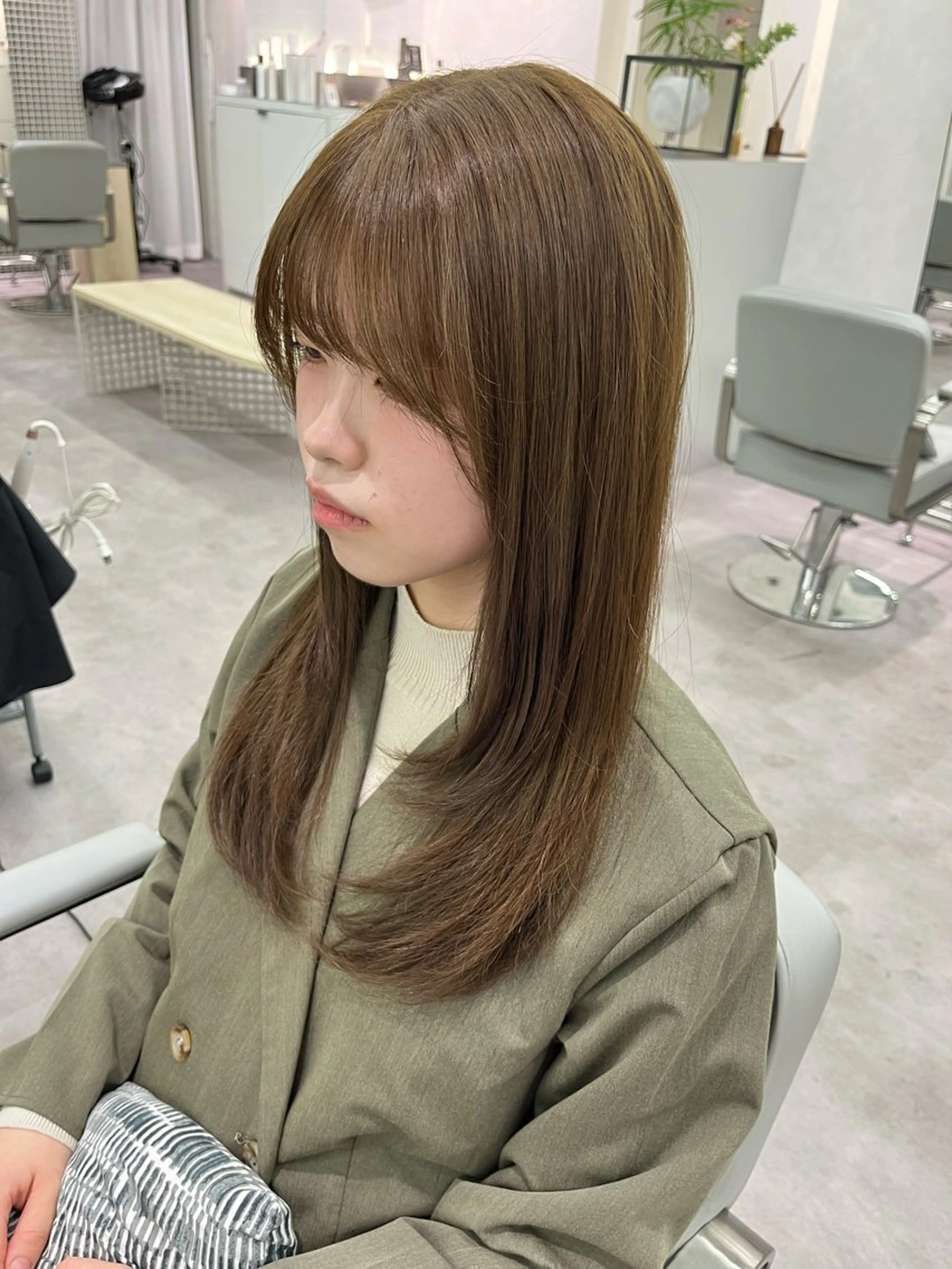 【ロングカット】キューティクル補習トリートメント付き¥0(ご予約時に現在のお写真と仕上がりイメージのお写真送っていただきの写真